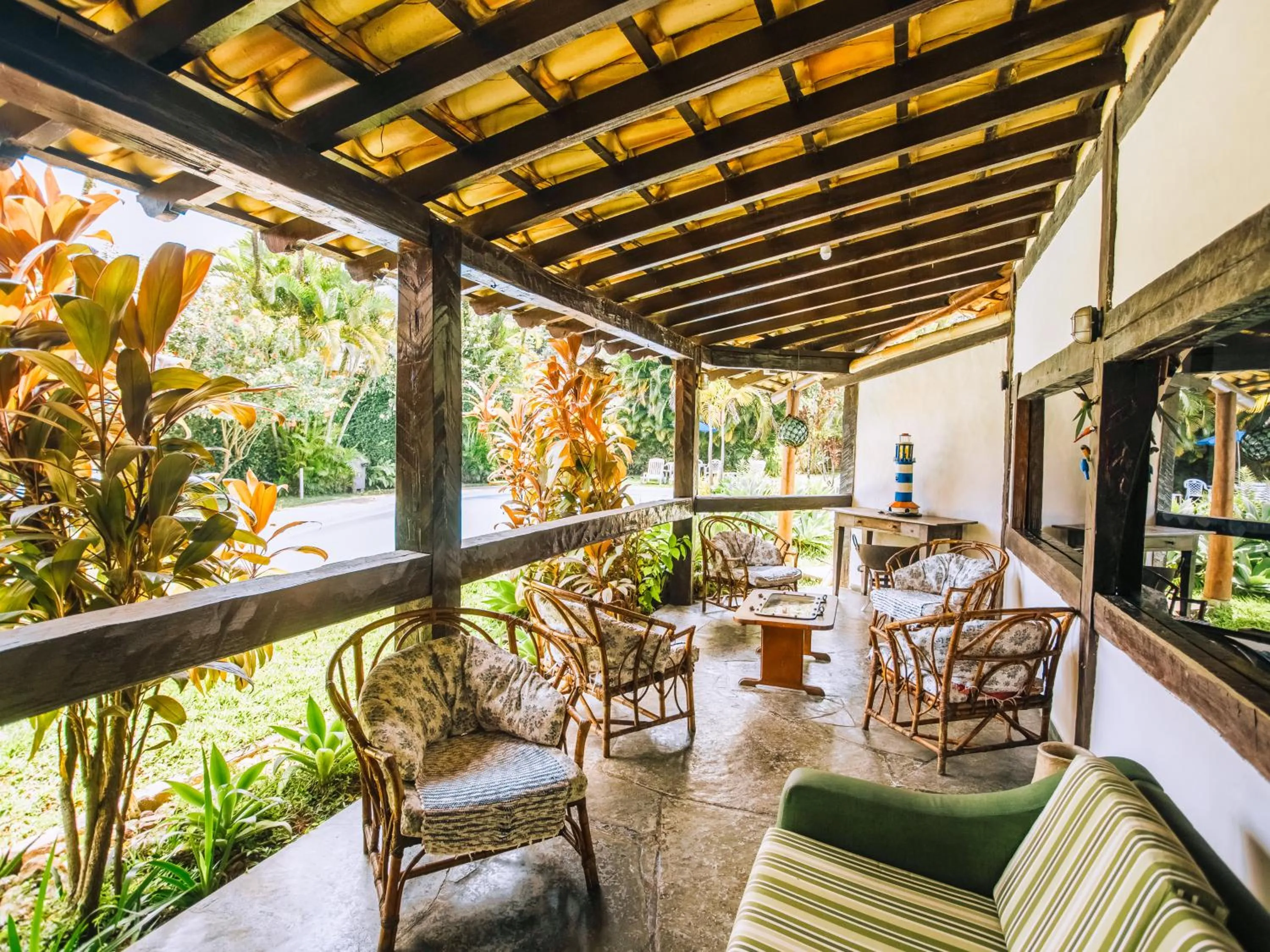 Restaurant/places to eat in VELINN Pousada dos Marinheiros