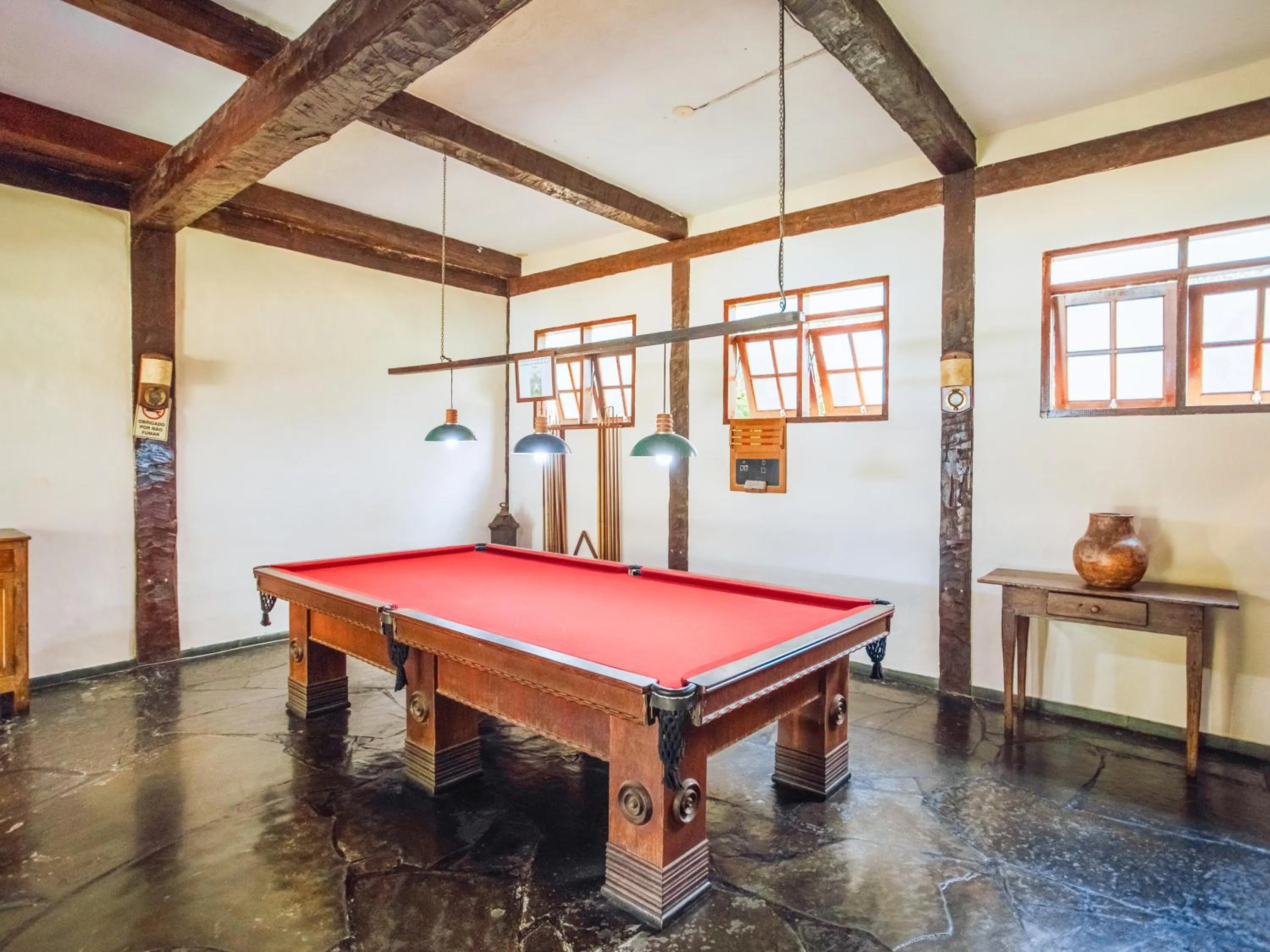 Restaurant/places to eat in VELINN Pousada dos Marinheiros