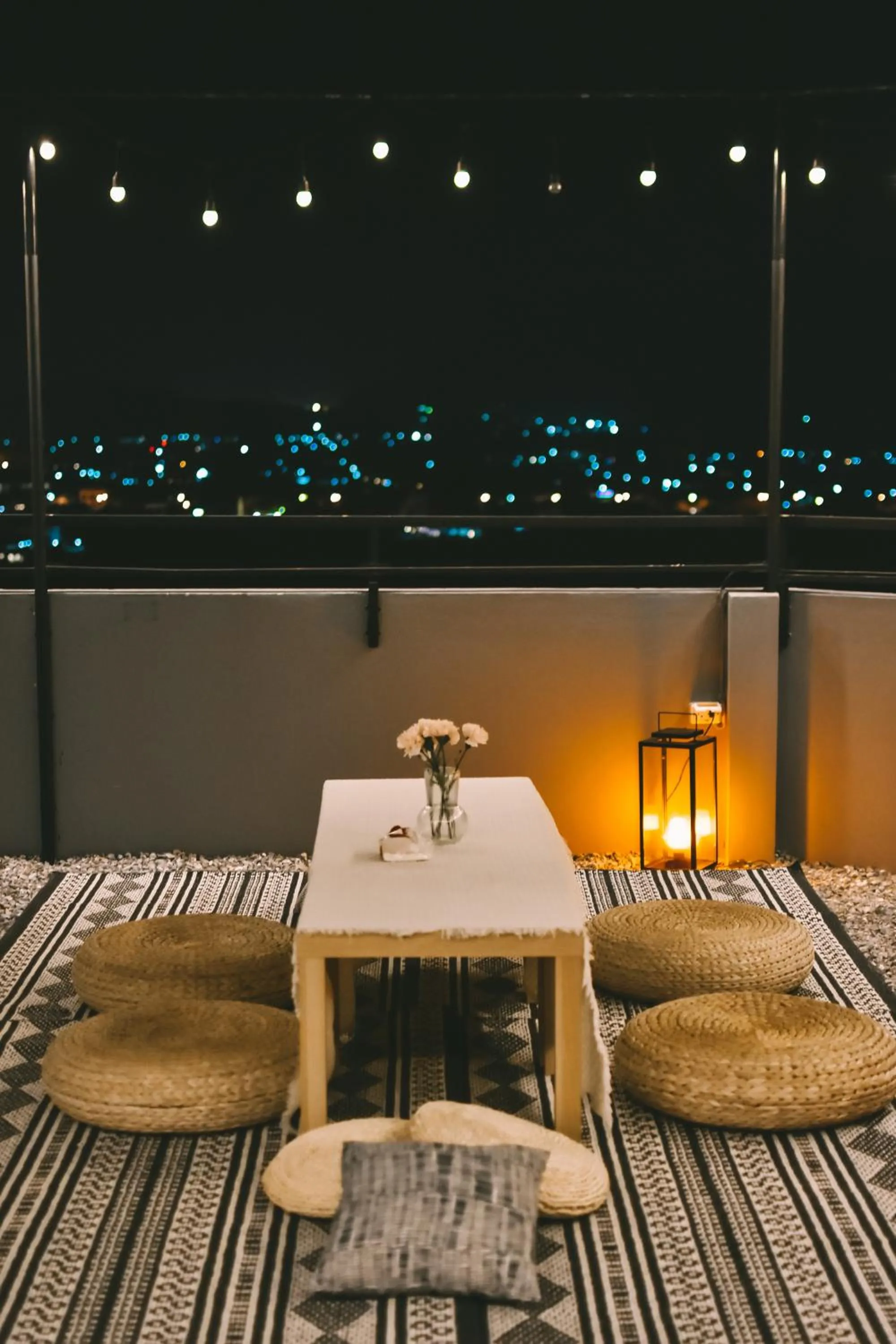 Night in THALAY Cha-am by THA