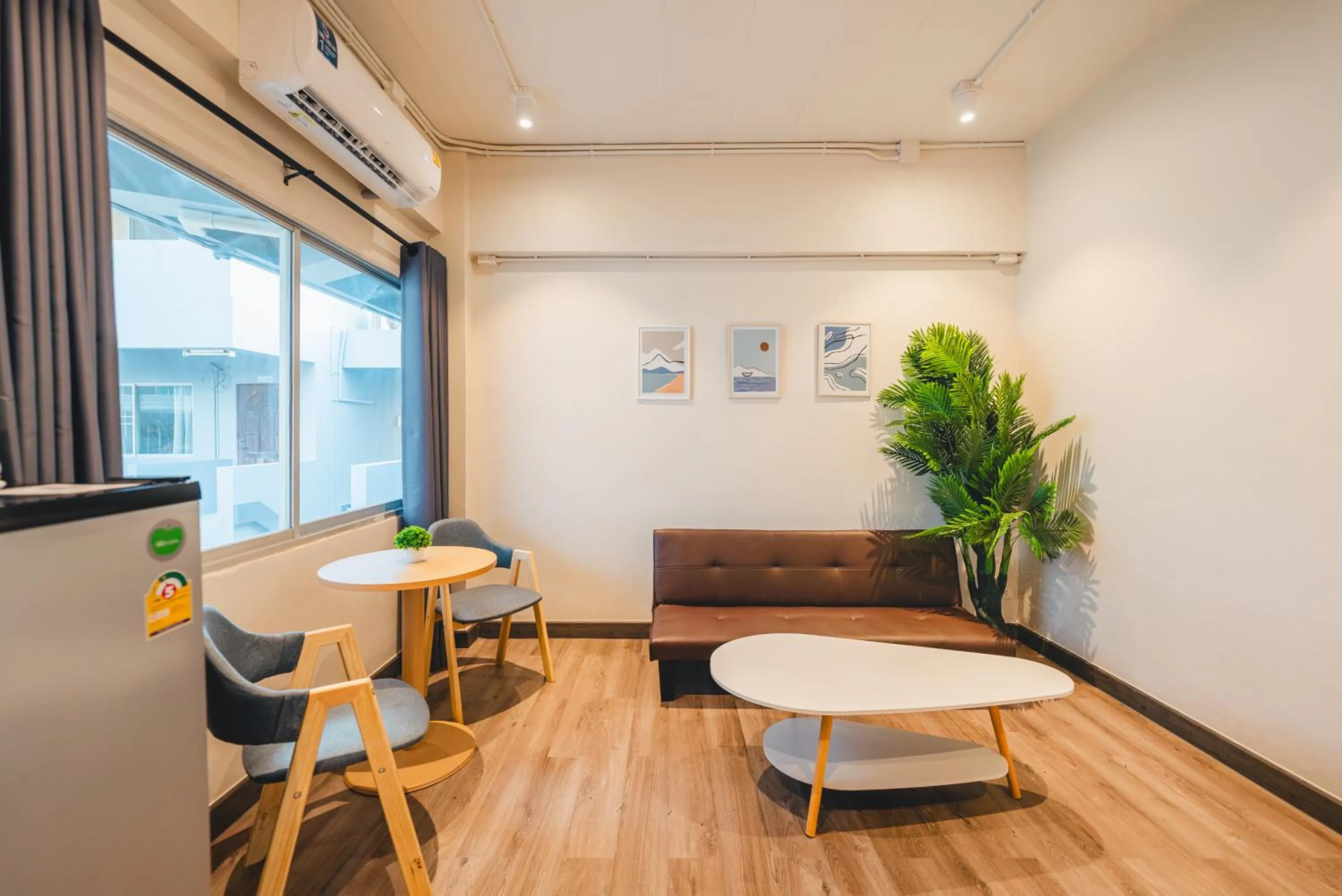 Living room in THALAY Cha-am by THA