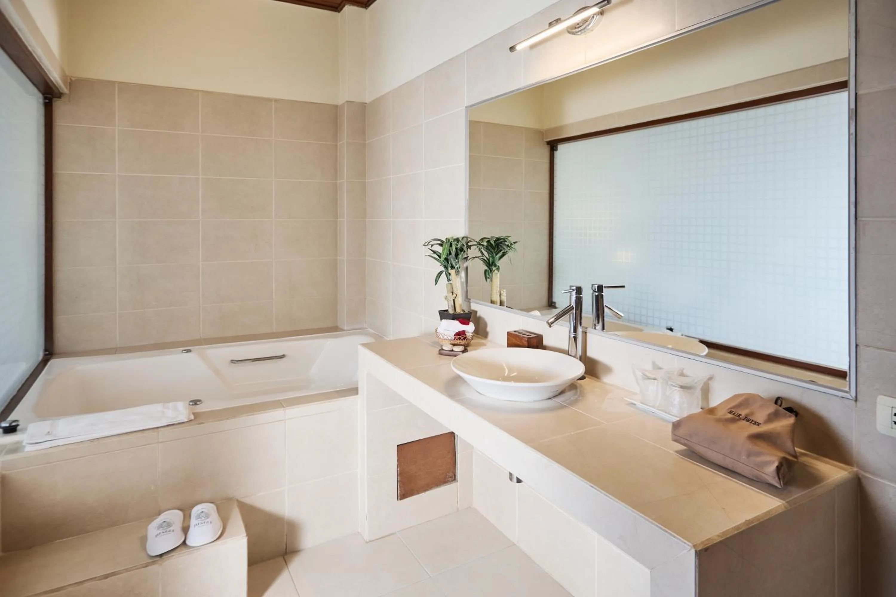 El Dorado Classic Hotel