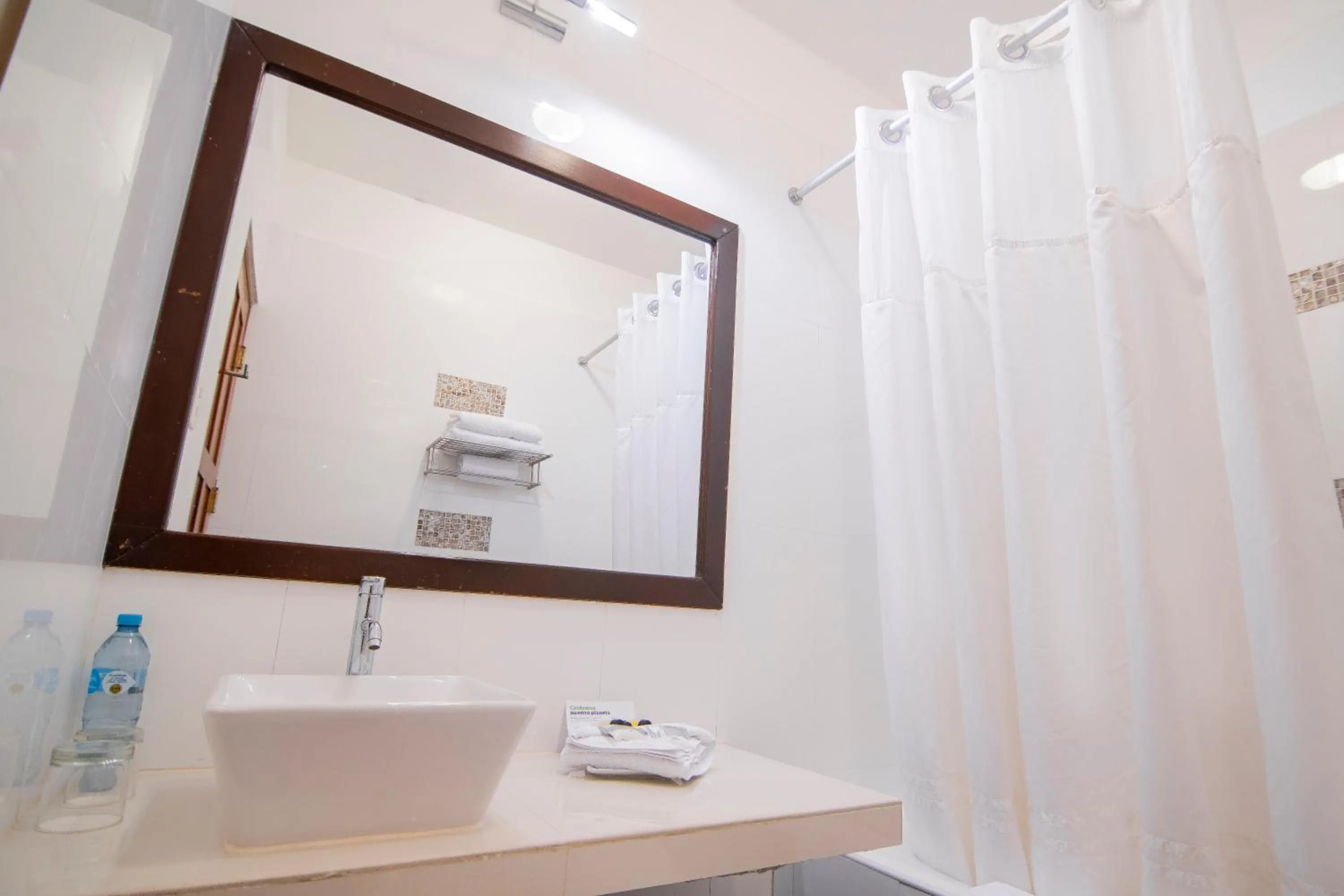 Bathroom in El Dorado Classic Hotel