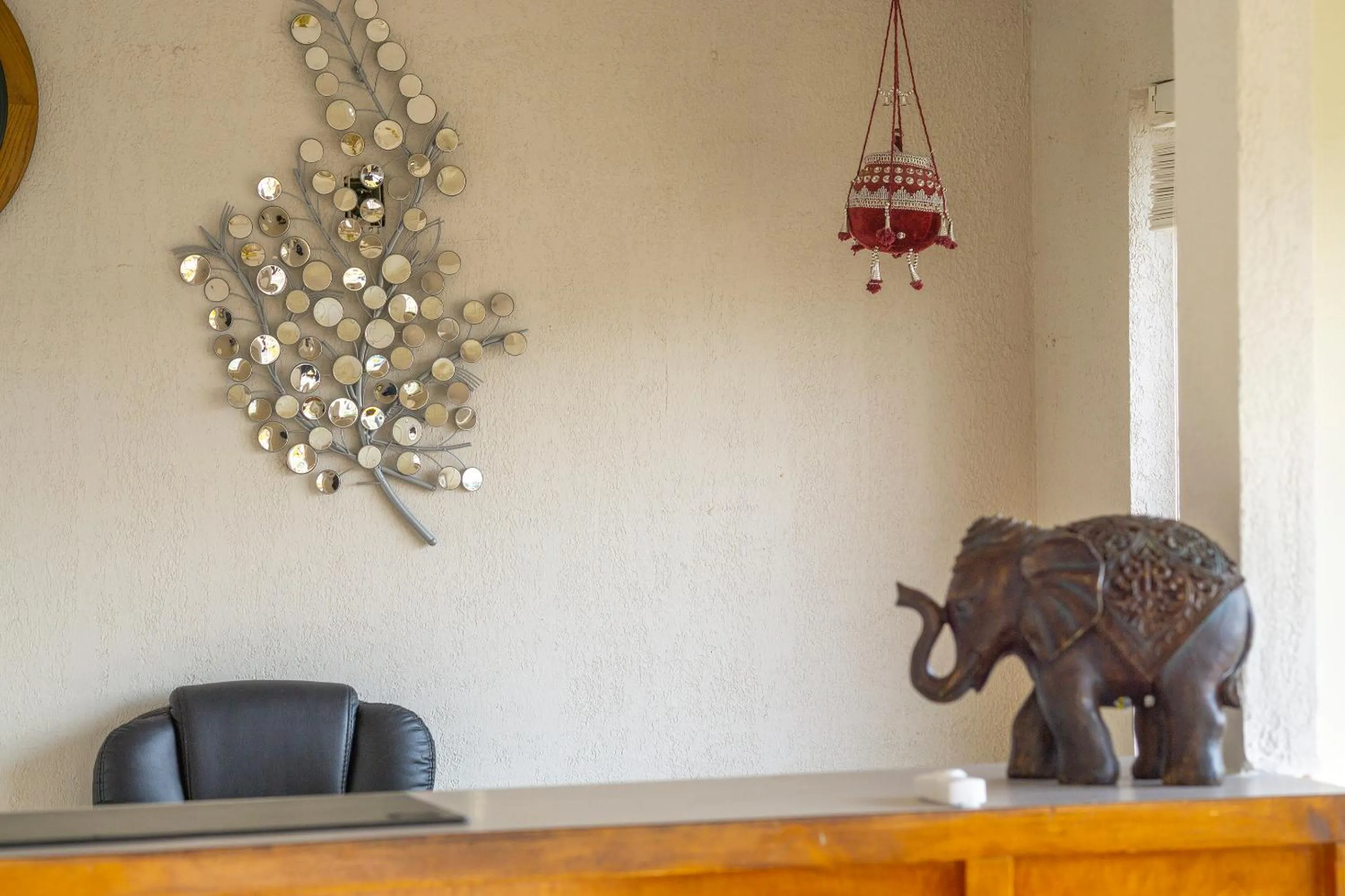 Area and facilities in Budget Inn by OYO Frederick US-183