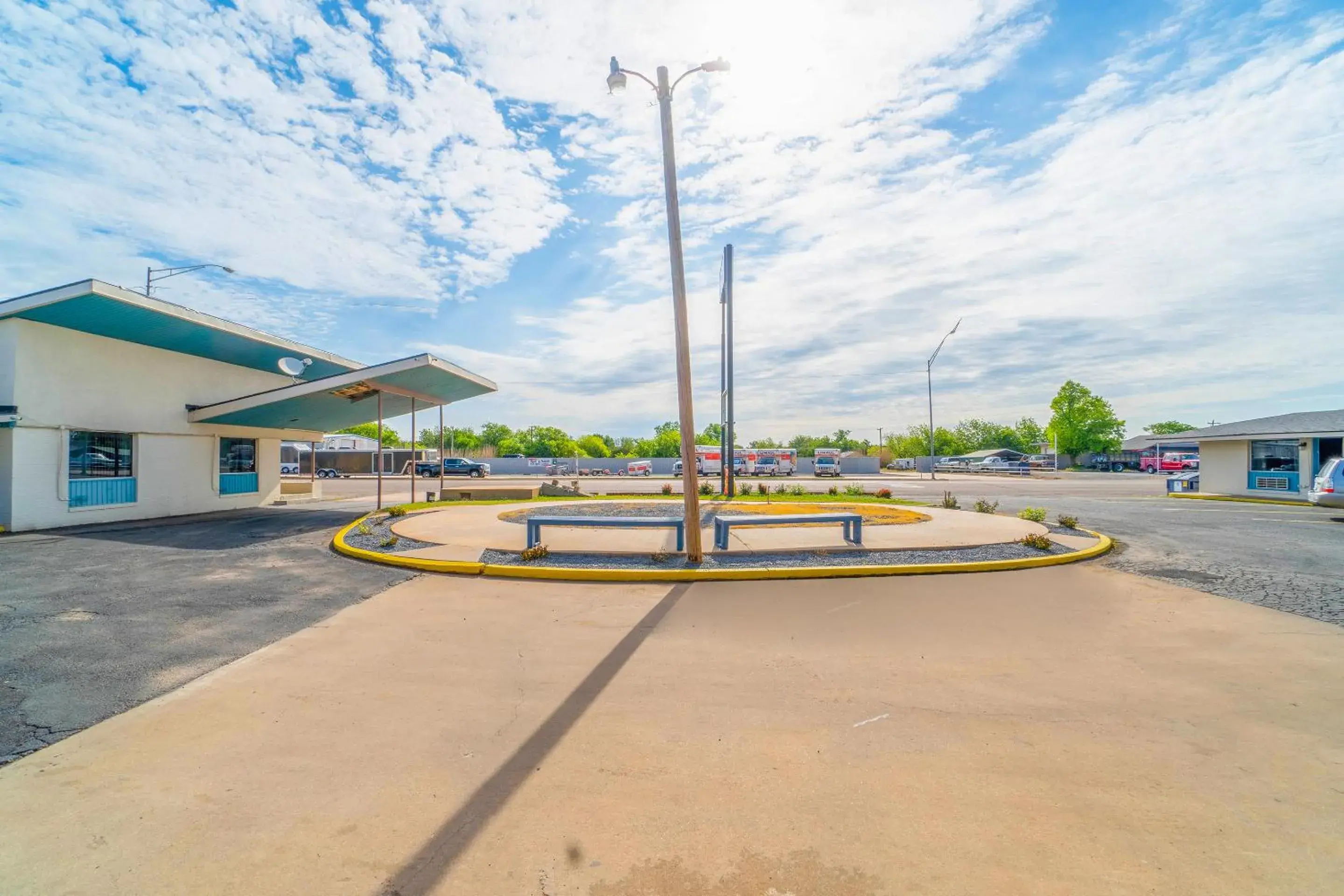 Property building in Budget Inn by OYO Frederick US-183 Property building in Budget Inn by OYO Frederick US-183