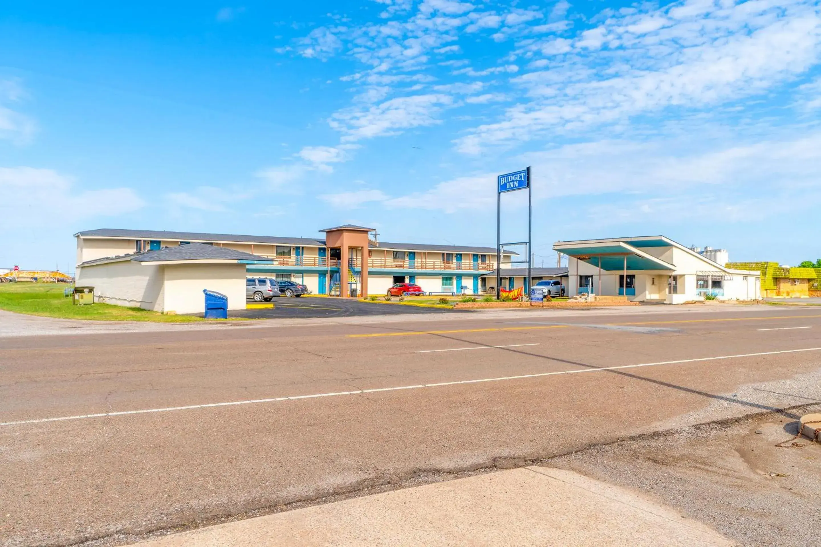 Property building in Budget Inn by OYO Frederick US-183 Property building in Budget Inn by OYO Frederick US-183