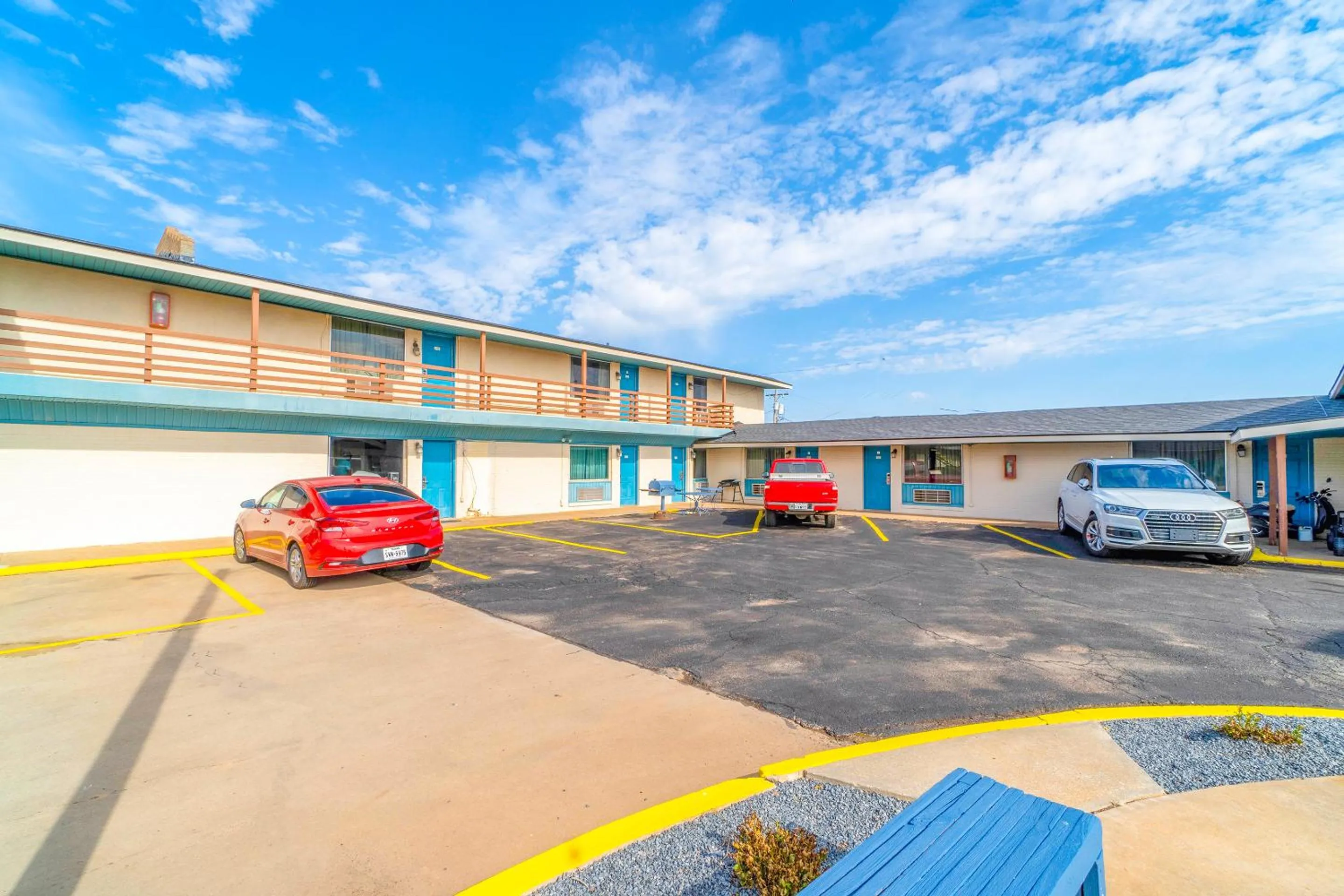 Parking in Budget Inn by OYO Frederick US-183