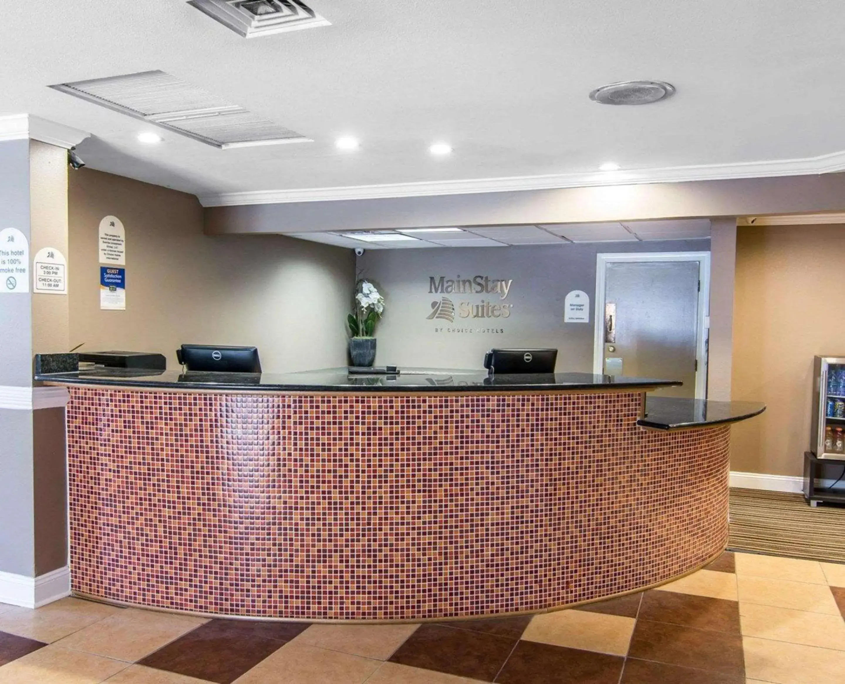 Lobby or reception in MainStay Suites Williamsburg Historic Area Lobby or reception in MainStay Suites Williamsburg Historic Area