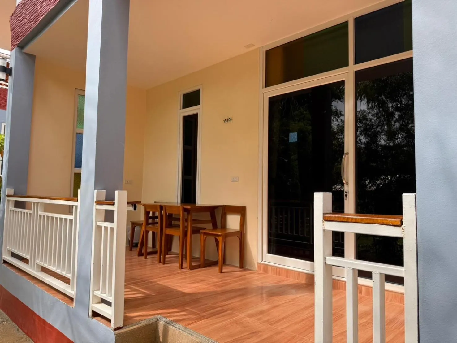 Patio in Khaosok Bamboo Huts Resort