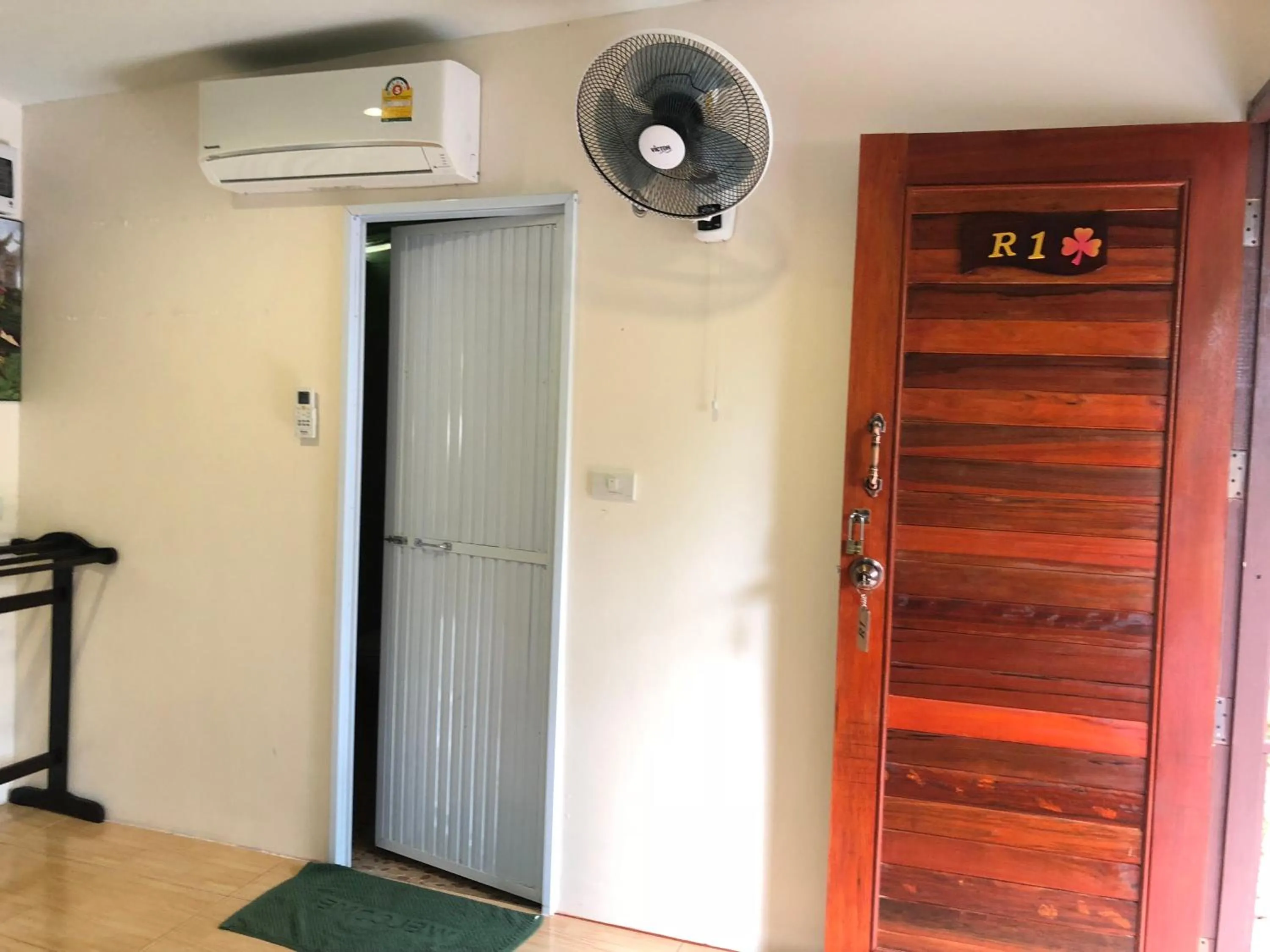 Bedroom in Khaosok Bamboo Huts Resort