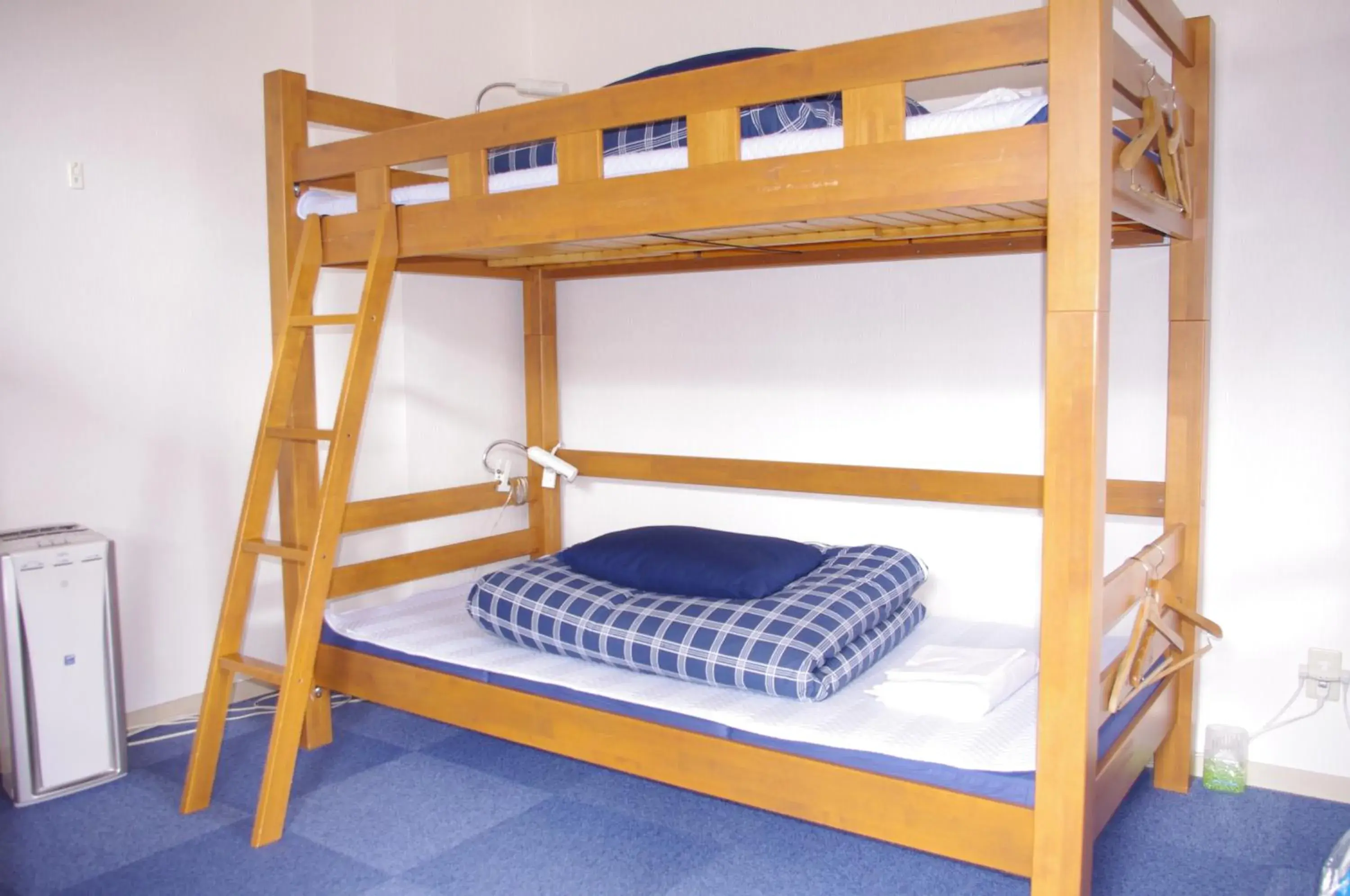 Photo of the whole room, Bed in K's House MtFuji -ケイズハウスMt富士- Travelers Hostel- Lake Kawaguchiko Photo of the whole room, Bed in K's House MtFuji -ケイズハウスMt富士- Travelers Hostel- Lake Kawaguchiko