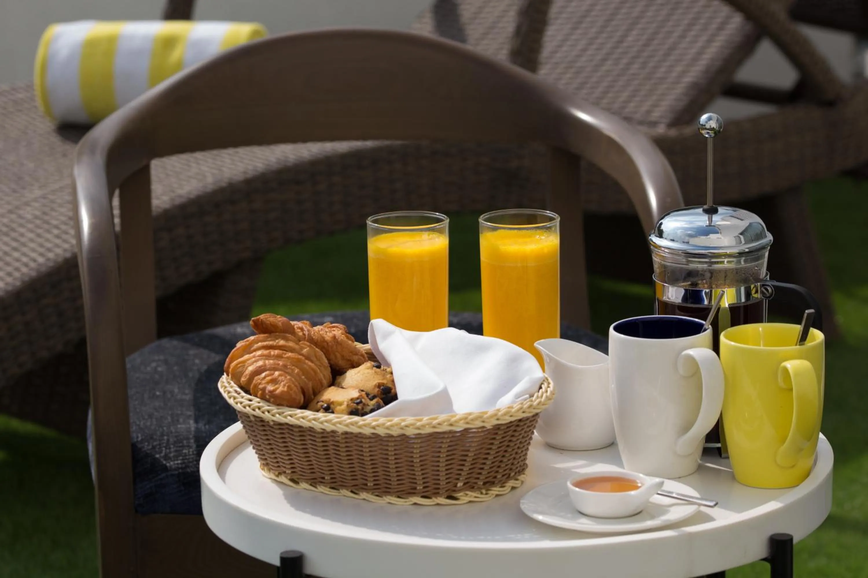 Food in The Park Baga River Goa - Adults only Property