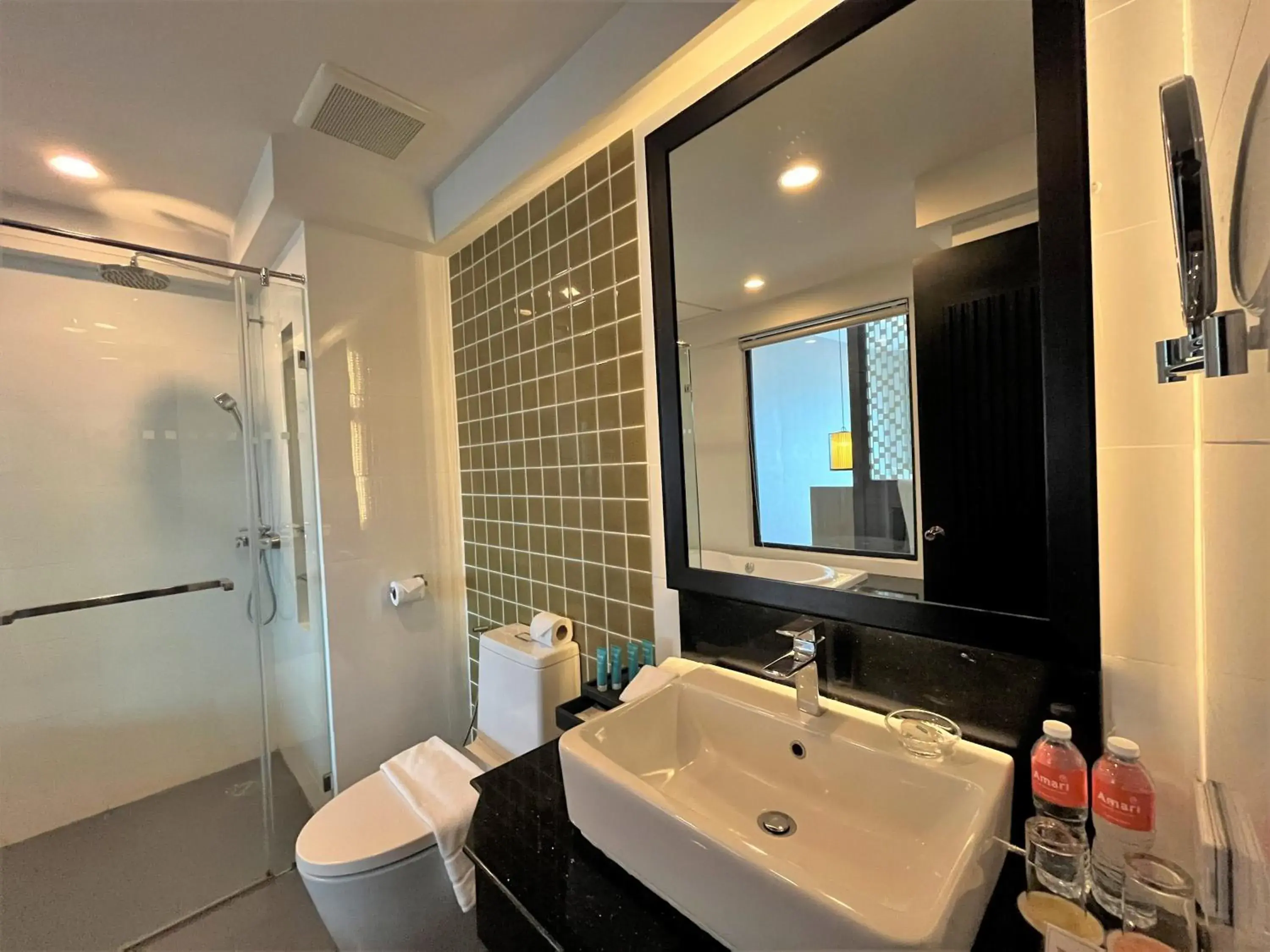 Shower in Amari Vang Vieng Shower in Amari Vang Vieng