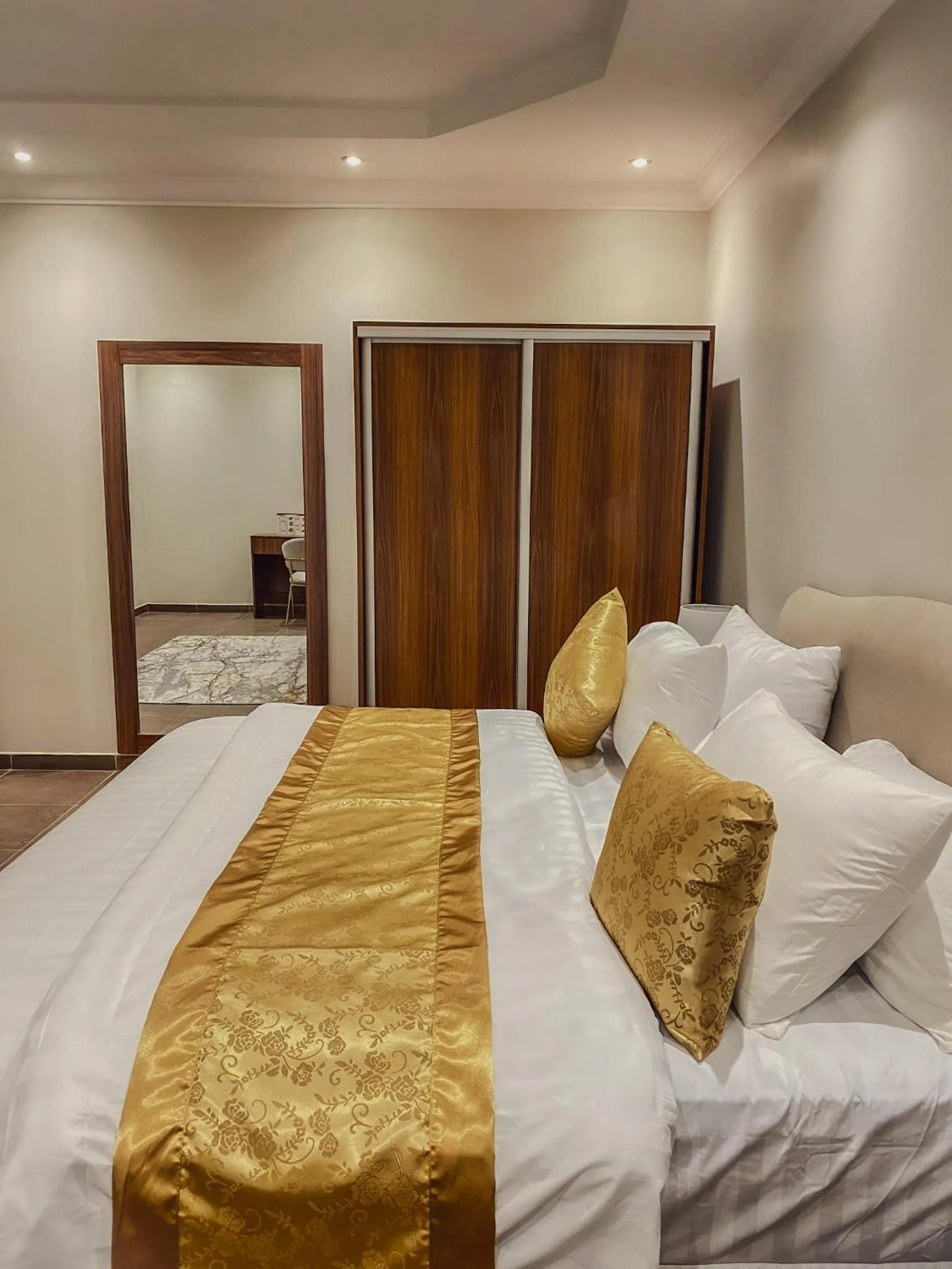 Bed in Comfort Inn Al Taawon - Family Only