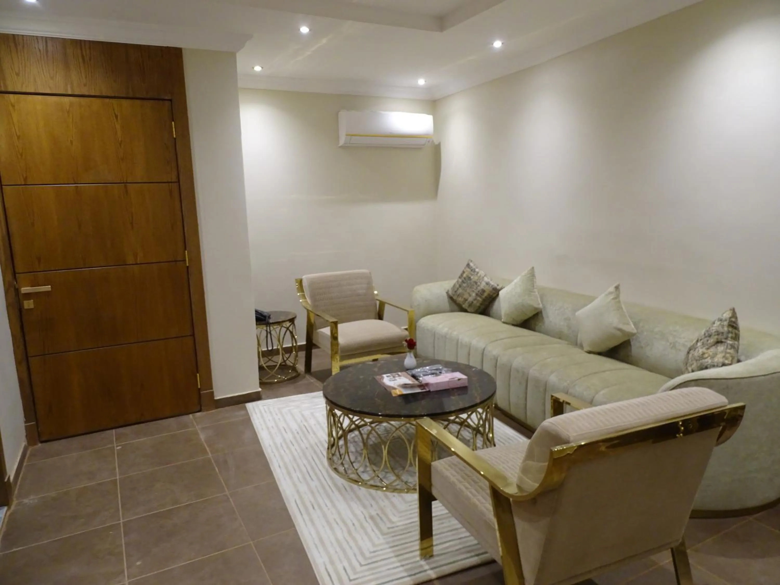 Comfort Inn Al Taawon - Family Only