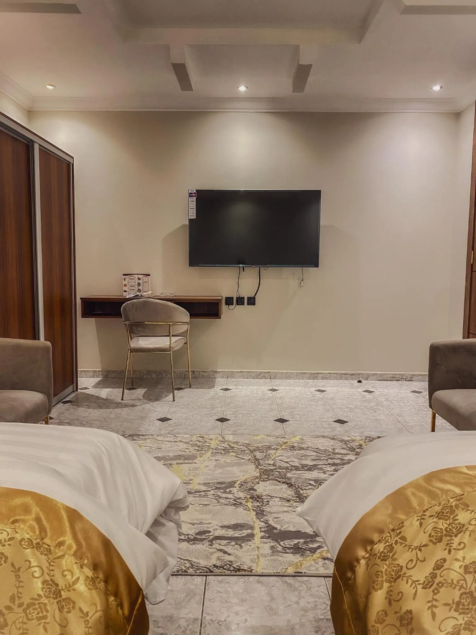 Comfort Inn Al Taawon - Family Only