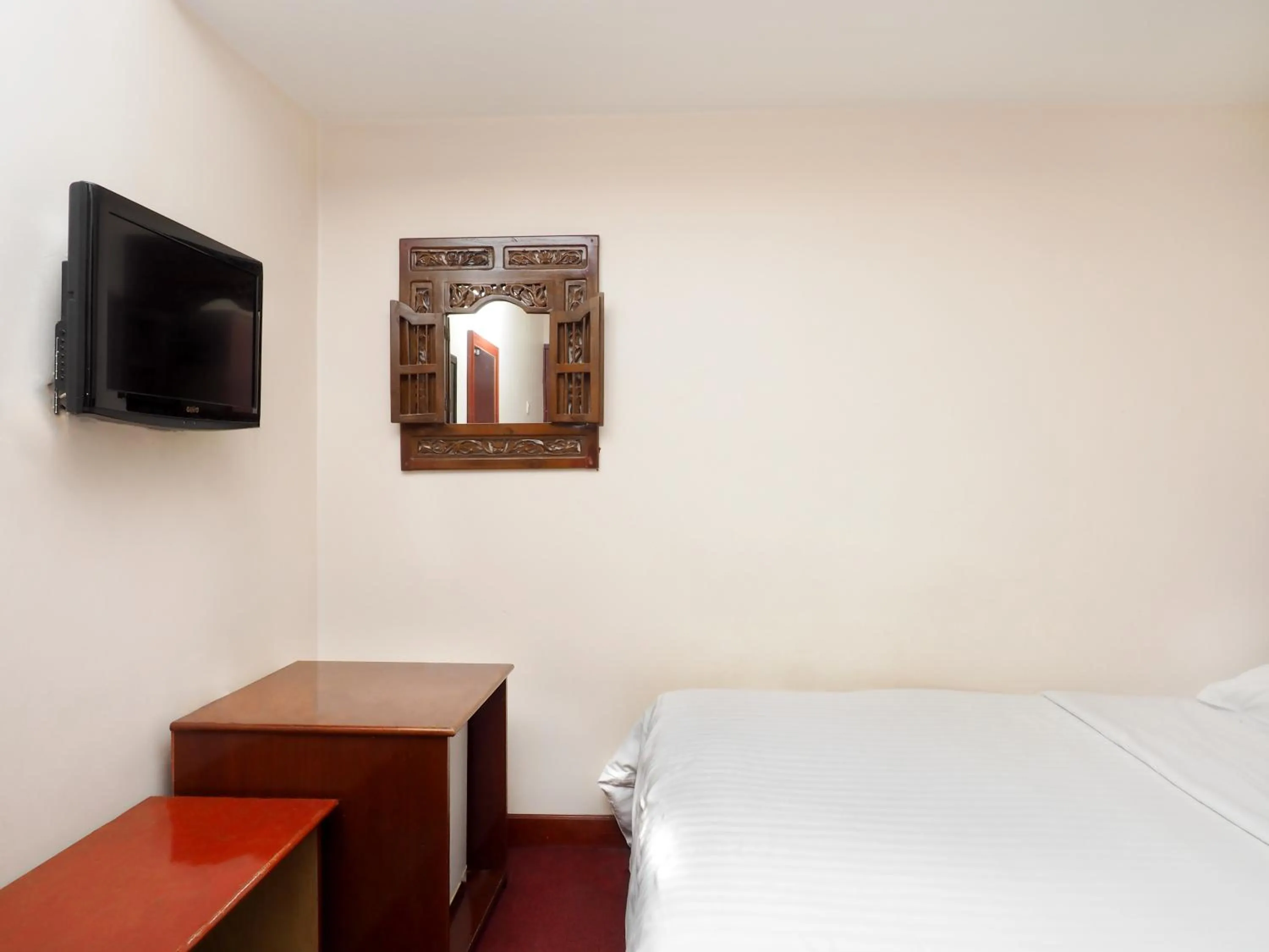 Bed in Sun Inns Hotel Subang