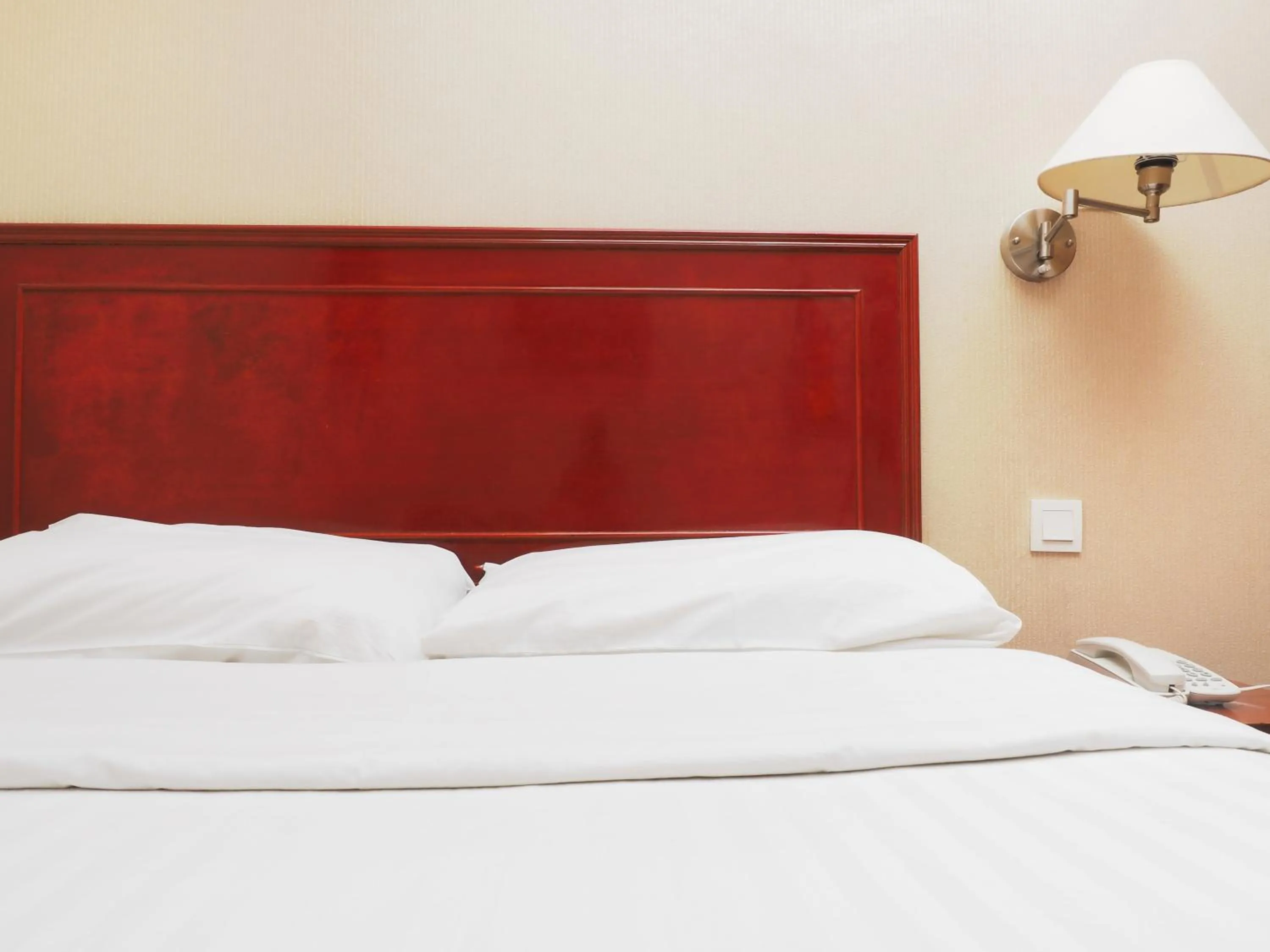 Bed in Sun Inns Hotel Subang