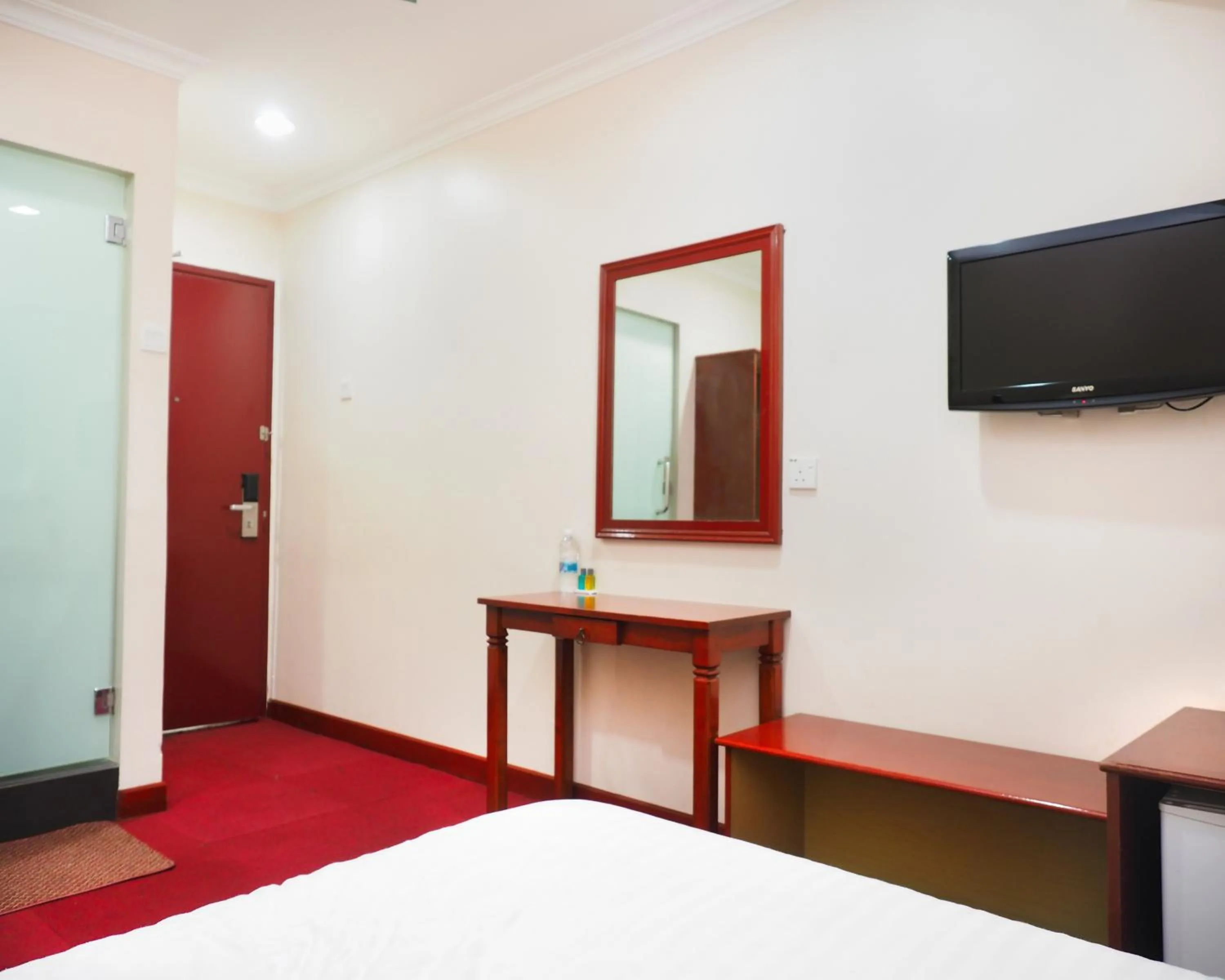 TV and multimedia, Bed in Sun Inns Hotel Subang