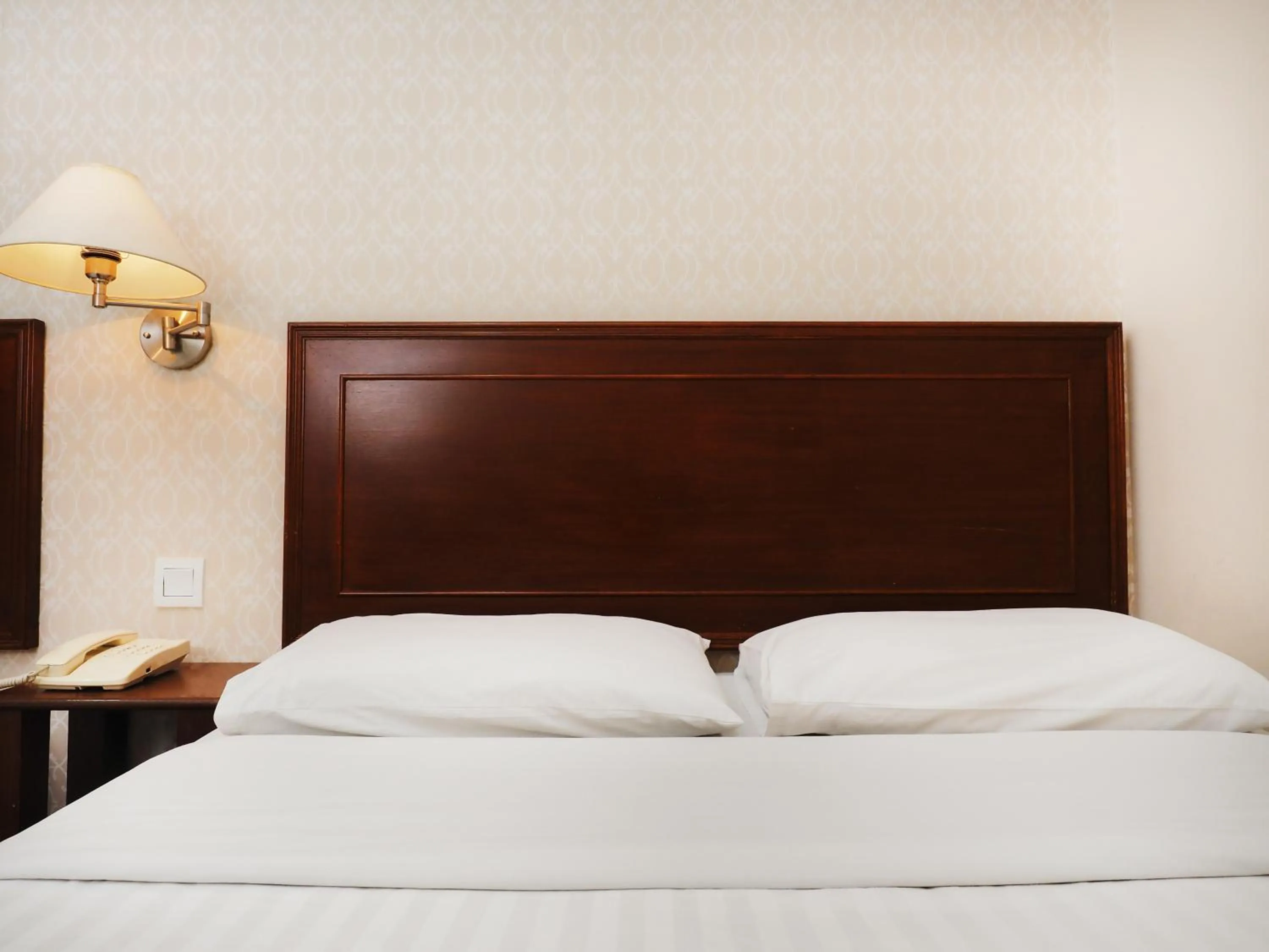 Bed in Sun Inns Hotel Subang