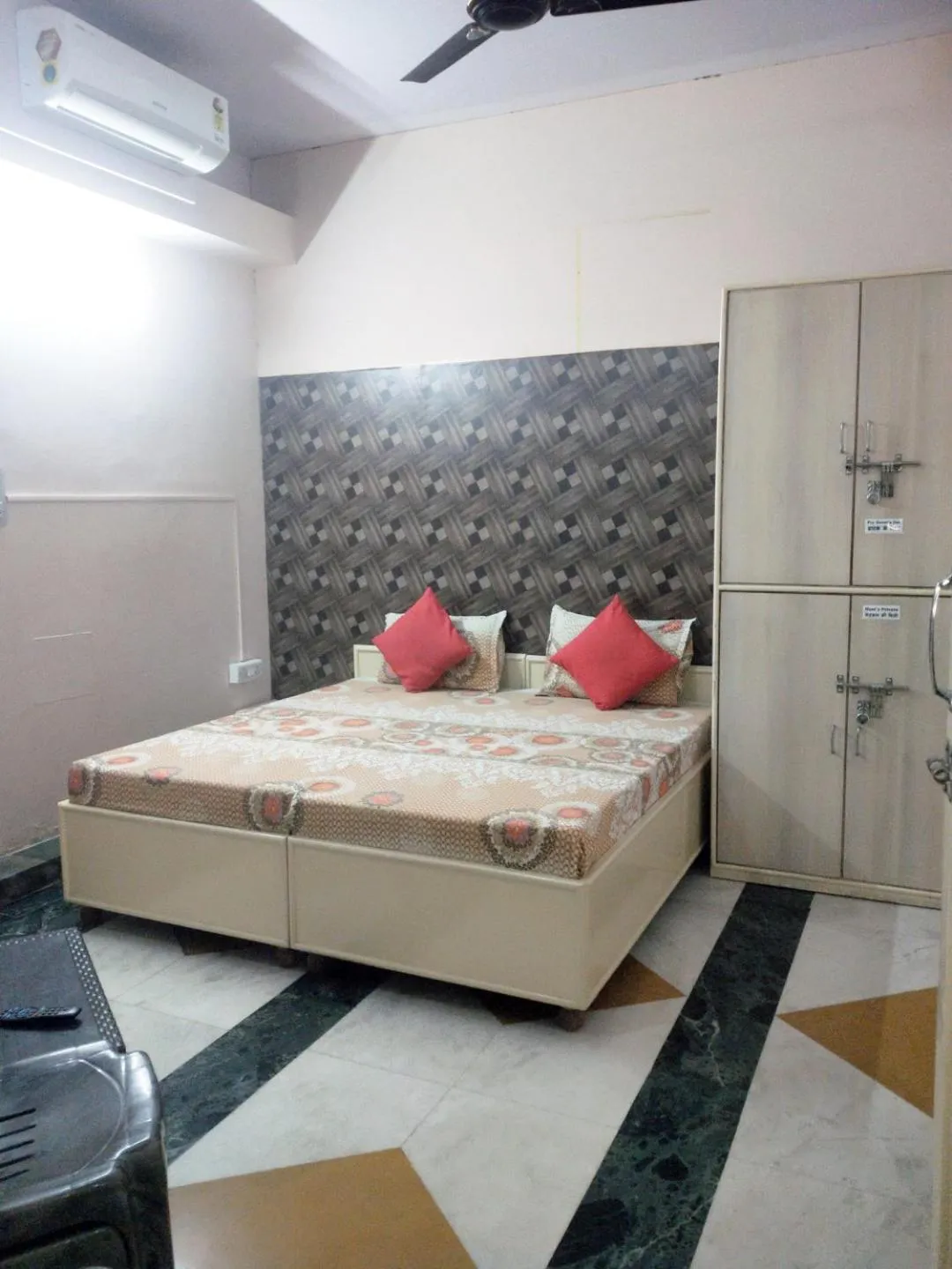 Bed in Abode Homestay