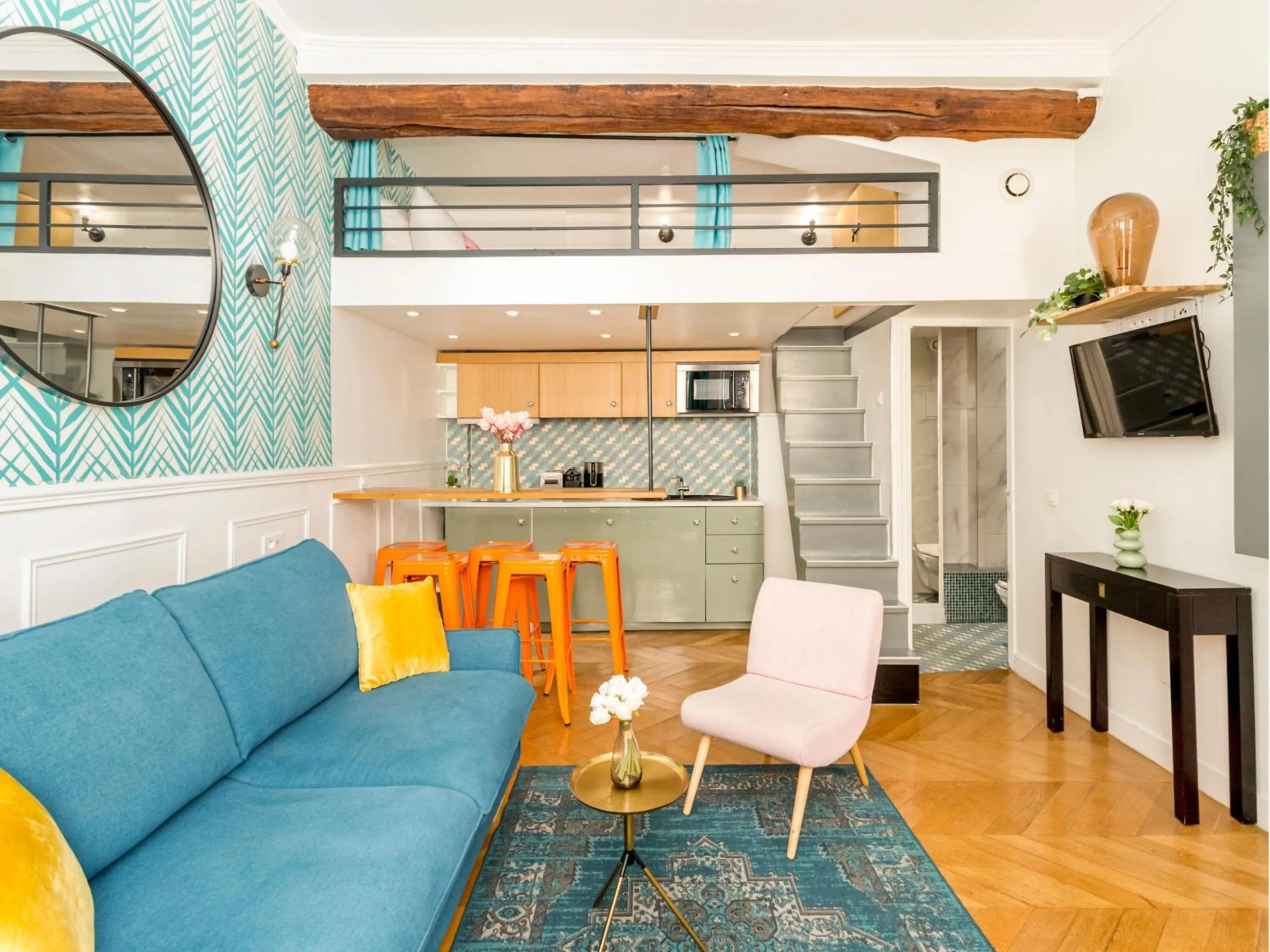 TV and multimedia in Merveil - Luxury Suite - Champs Elysées - Mermoz