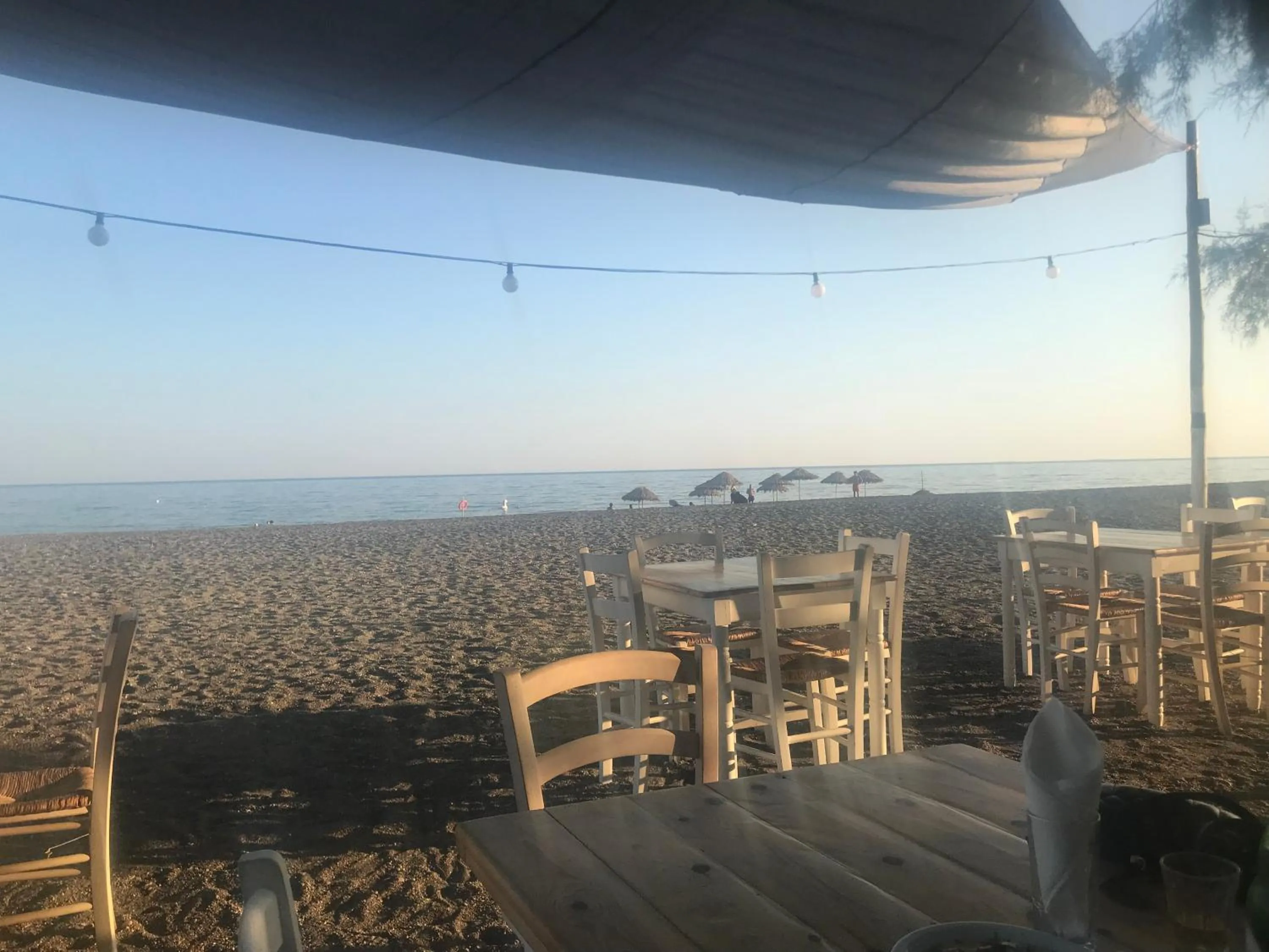 Restaurant/places to eat in Nakou Village