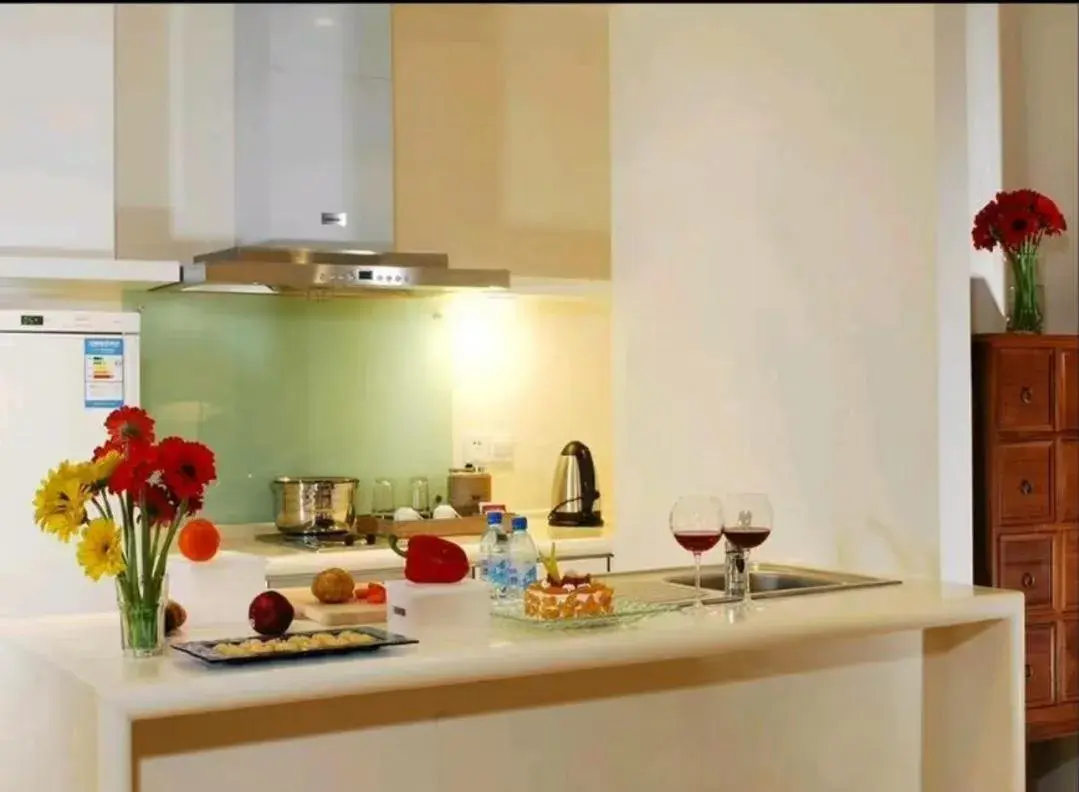 Studio with Garden View and Kitchen & Cooking ware and washer/dryers in Aegean Suites Sanya Yalong Bay Resort Studio with Garden View and Kitchen & Cooking ware and washer/dryers in Aegean Suites Sanya Yalong Bay Resort