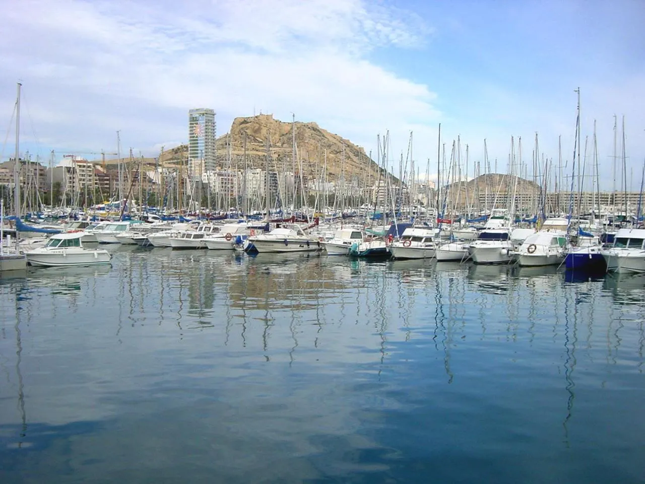 12- Apmto Playa Albufereta Rocafel 5 (Alicante)