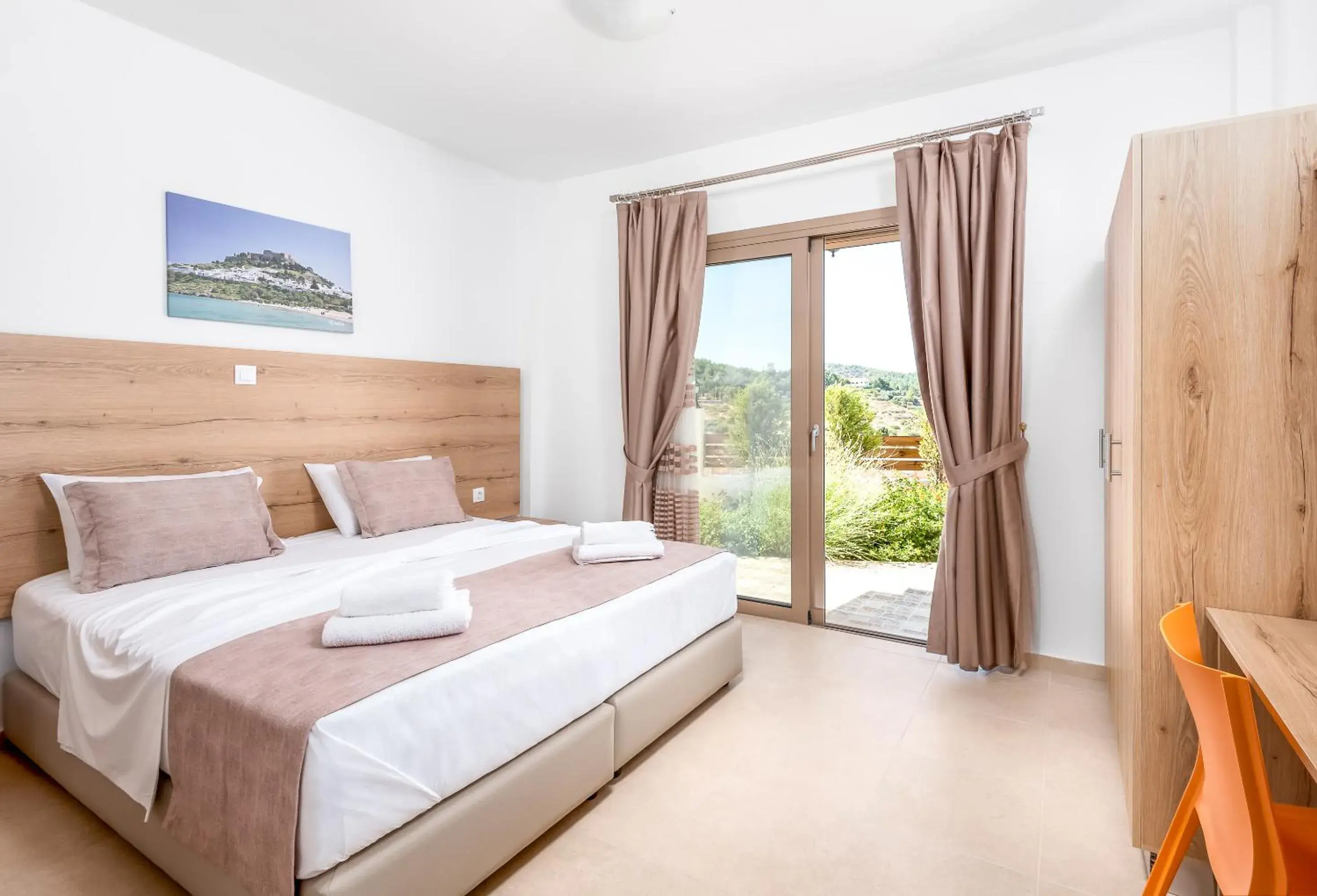 Photo of the whole room, Bed in Kolymbia Village Photo of the whole room, Bed in Kolymbia Village