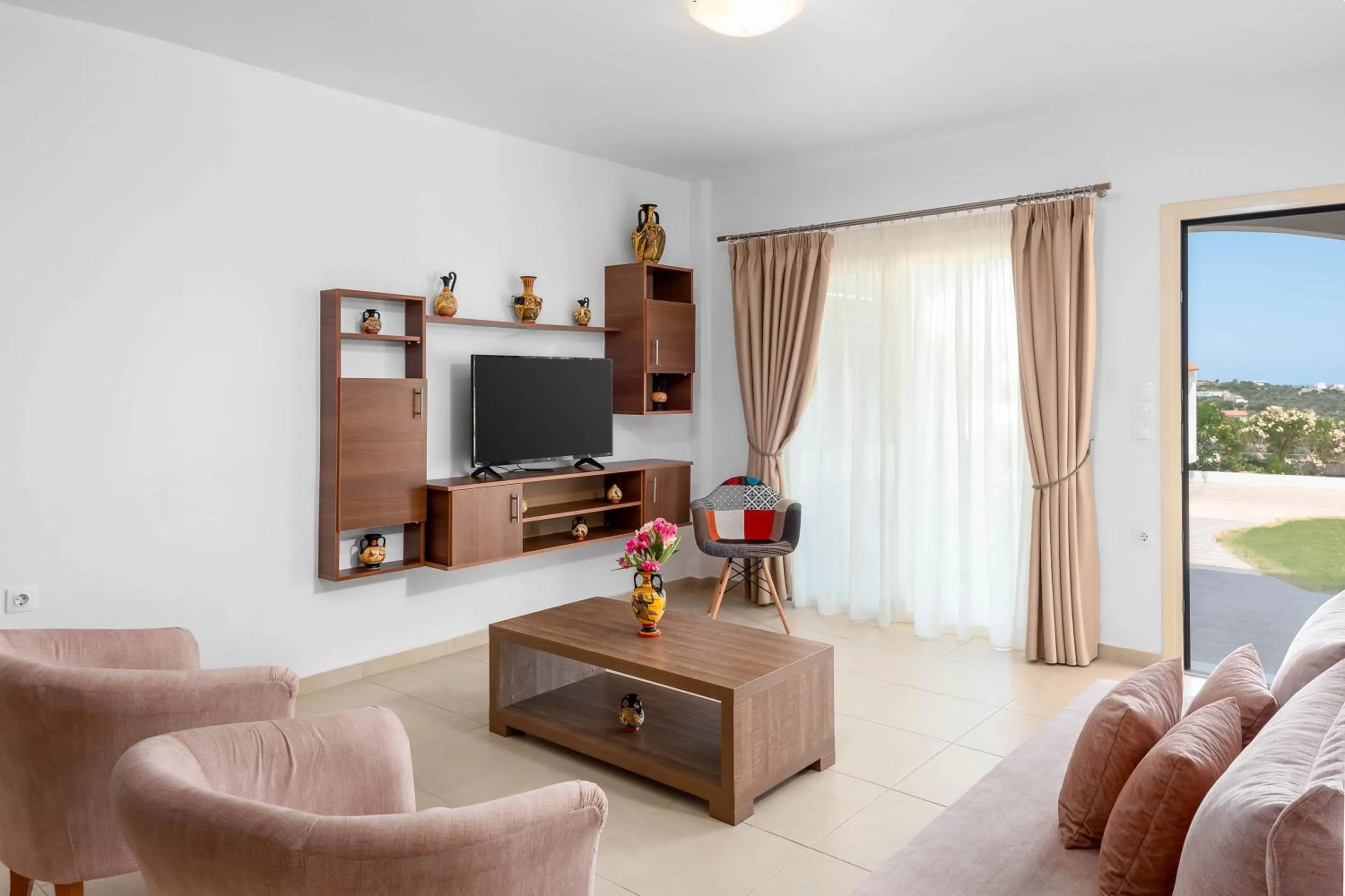 TV and multimedia in Kolymbia Village