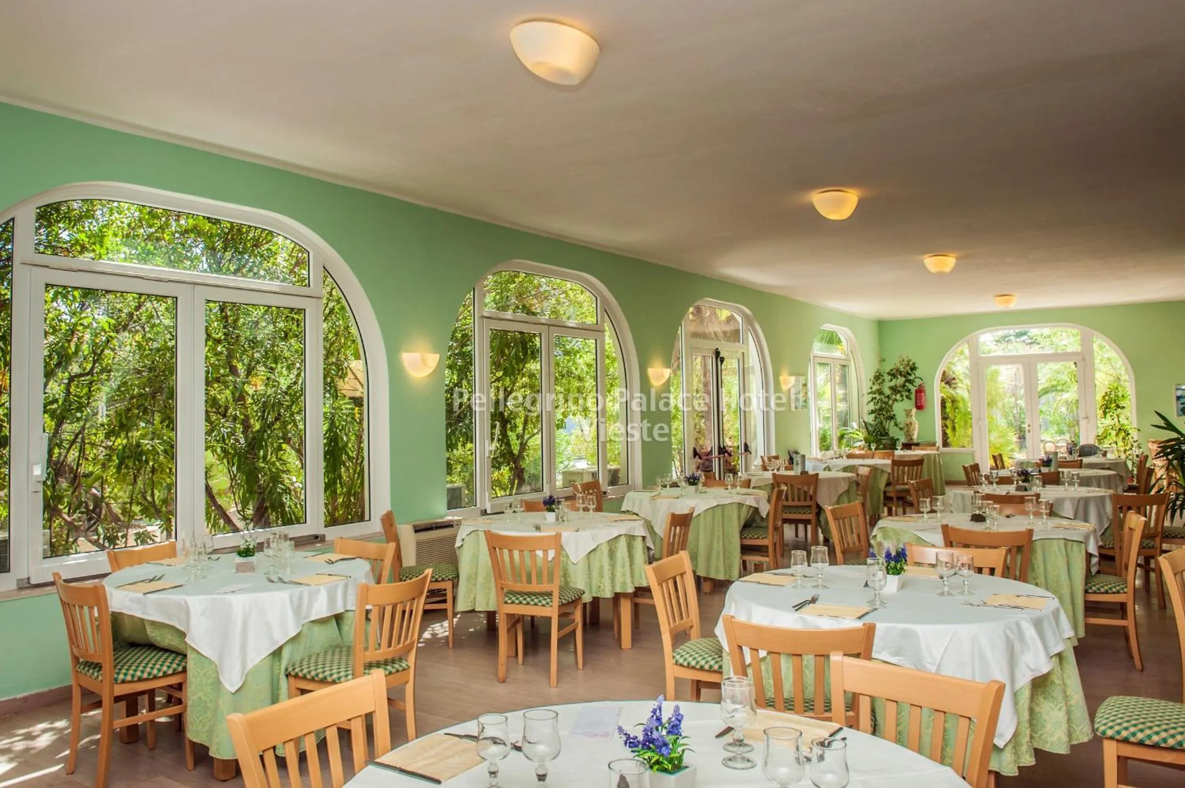 Restaurant/places to eat in Pellegrino Palace Hotel