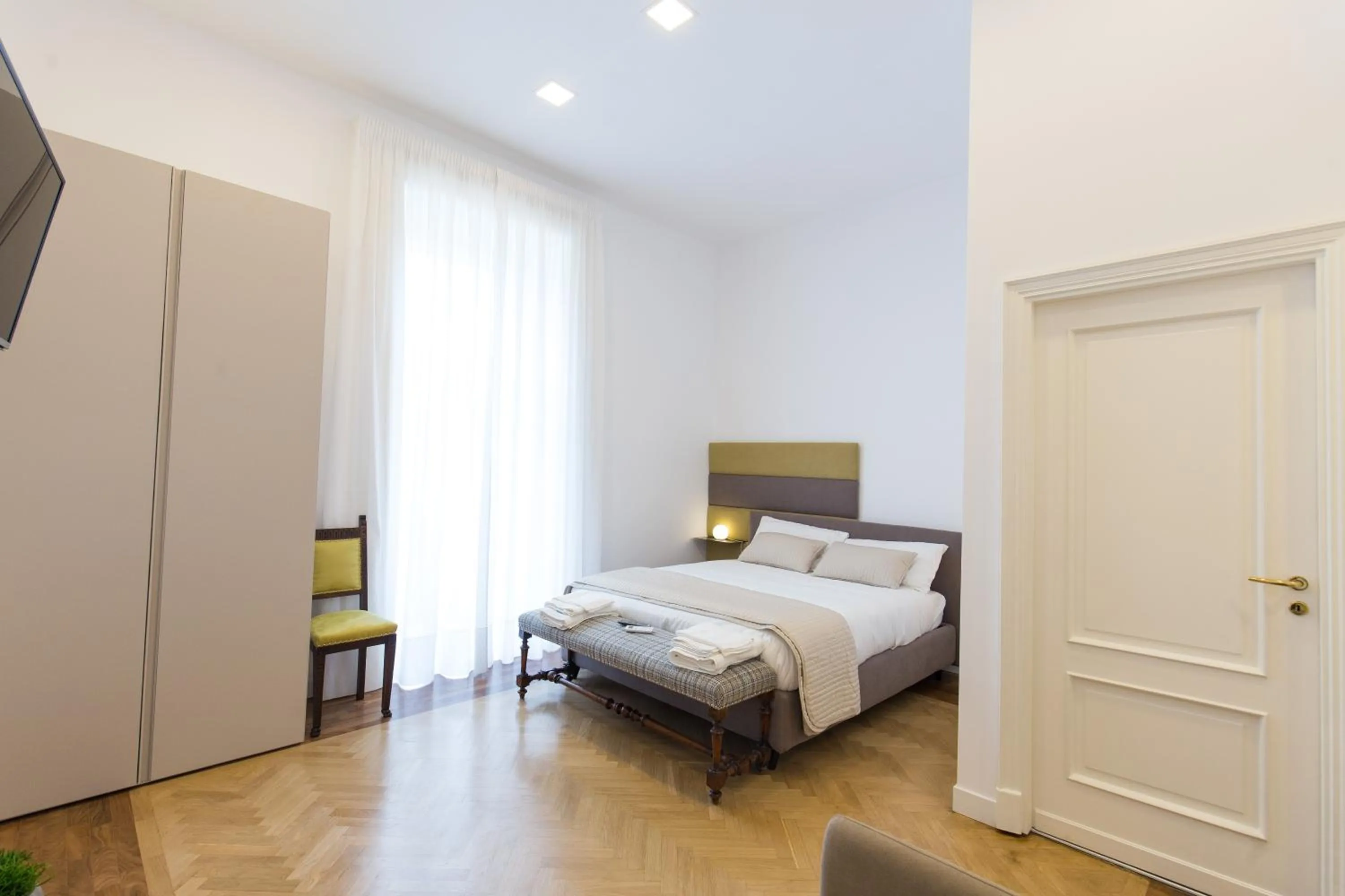 Bed in Savoy Riviera