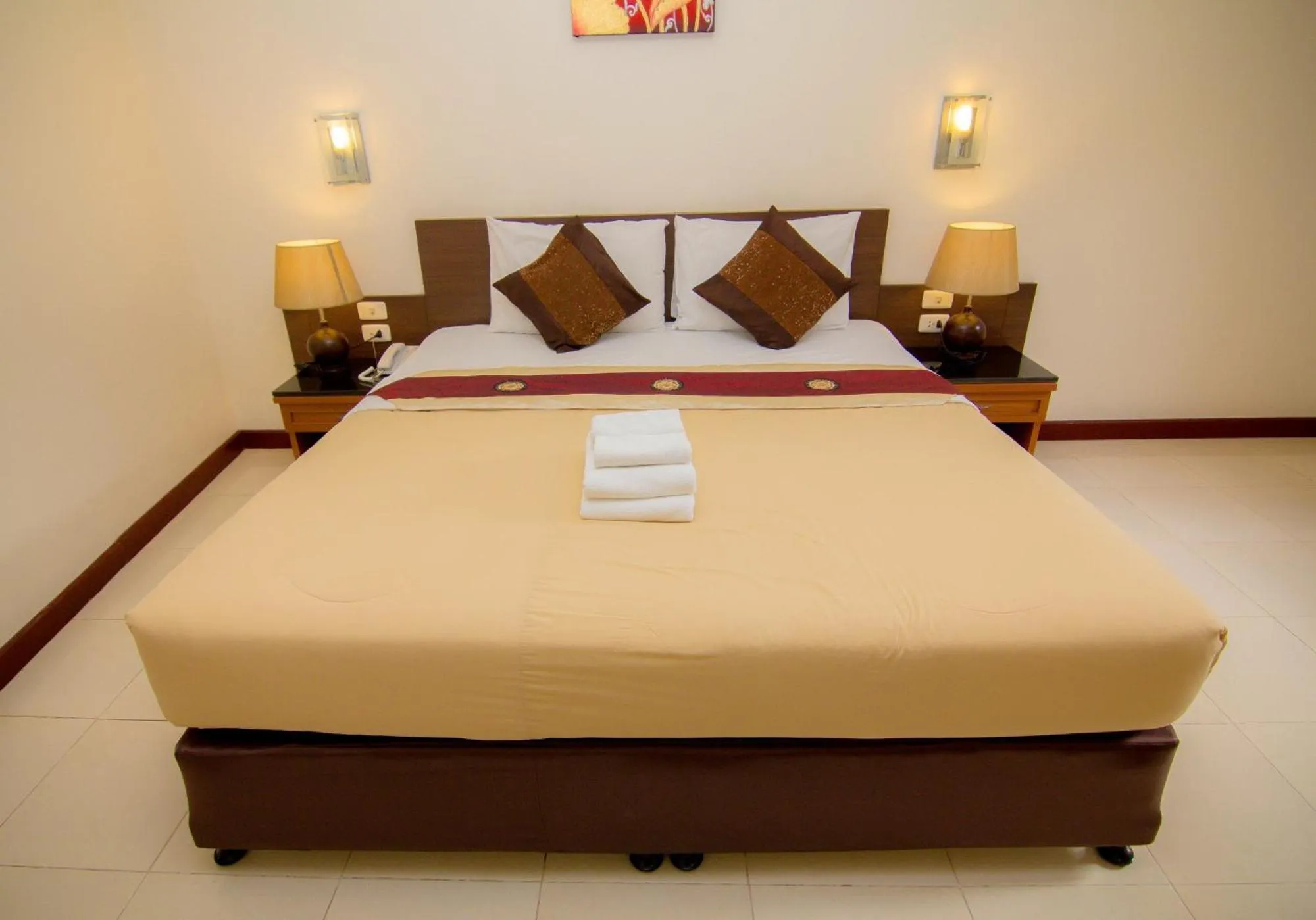 Bed in Prachuap Place Hotel