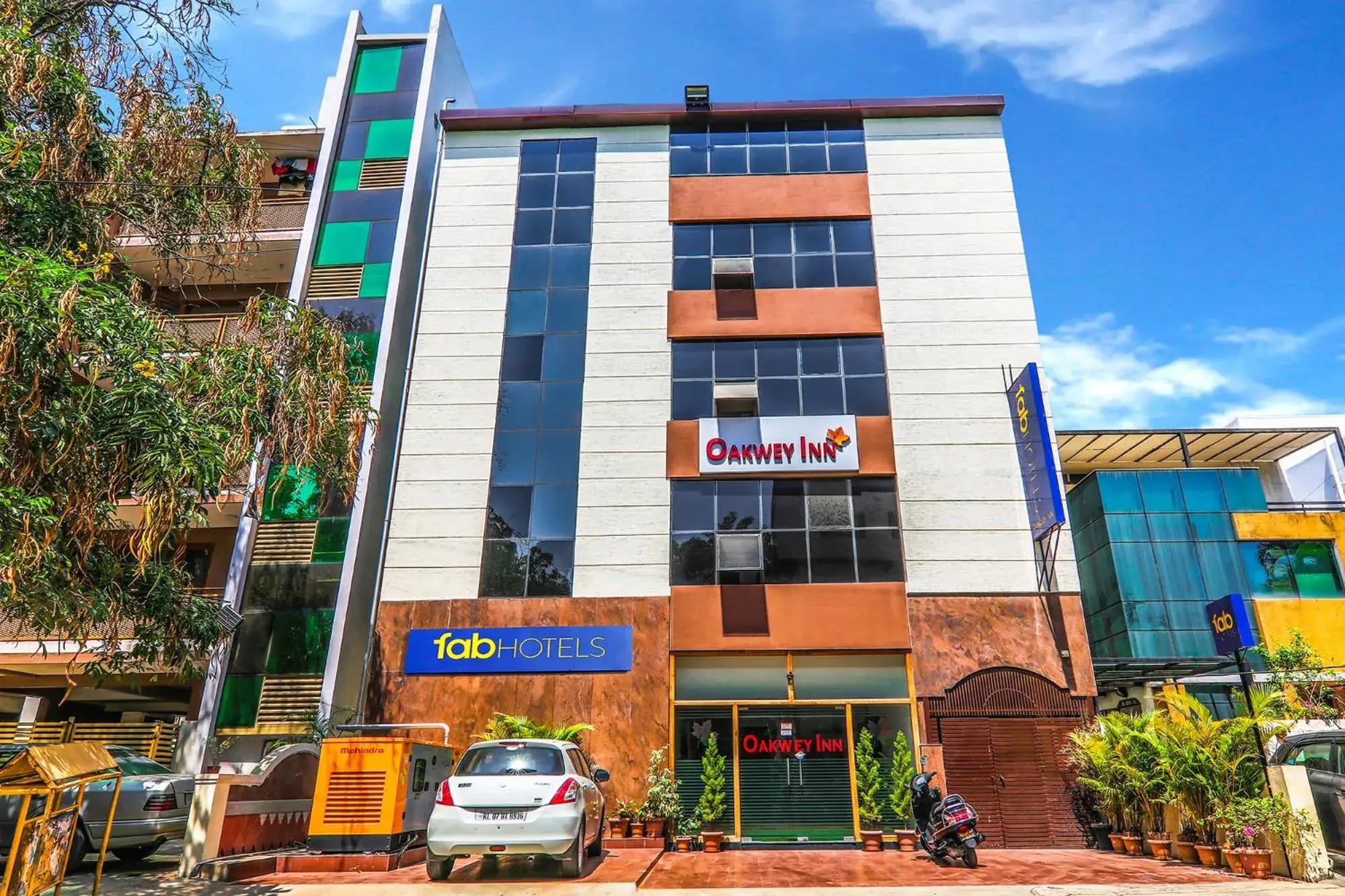 Property building in FabHotel Oakwey Inn - Indiranagar Property building in FabHotel Oakwey Inn - Indiranagar