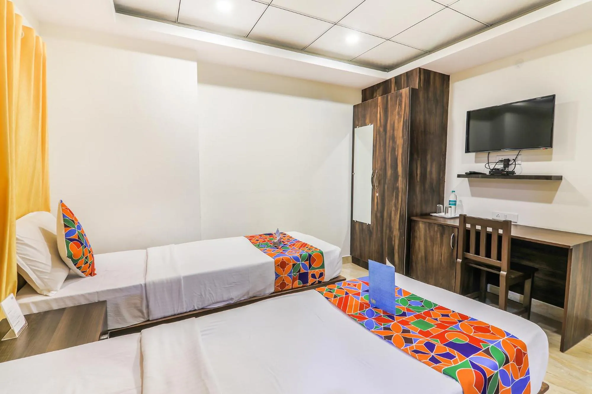 Bedroom, Bed in FabHotel Oakwey Inn - Indiranagar