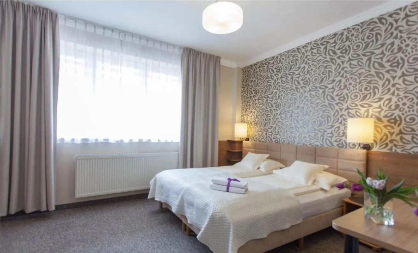 Villa Anna - Noclegi Rooms - FREE parking, taras, 1500m do Starówki