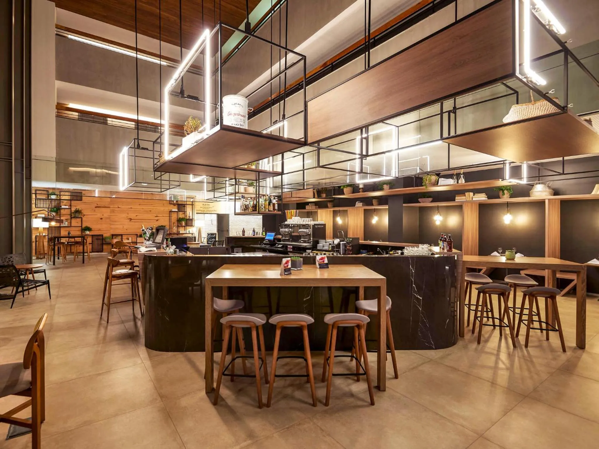 Lounge or bar in Novotel Itu Terras de São José Golf & Resort