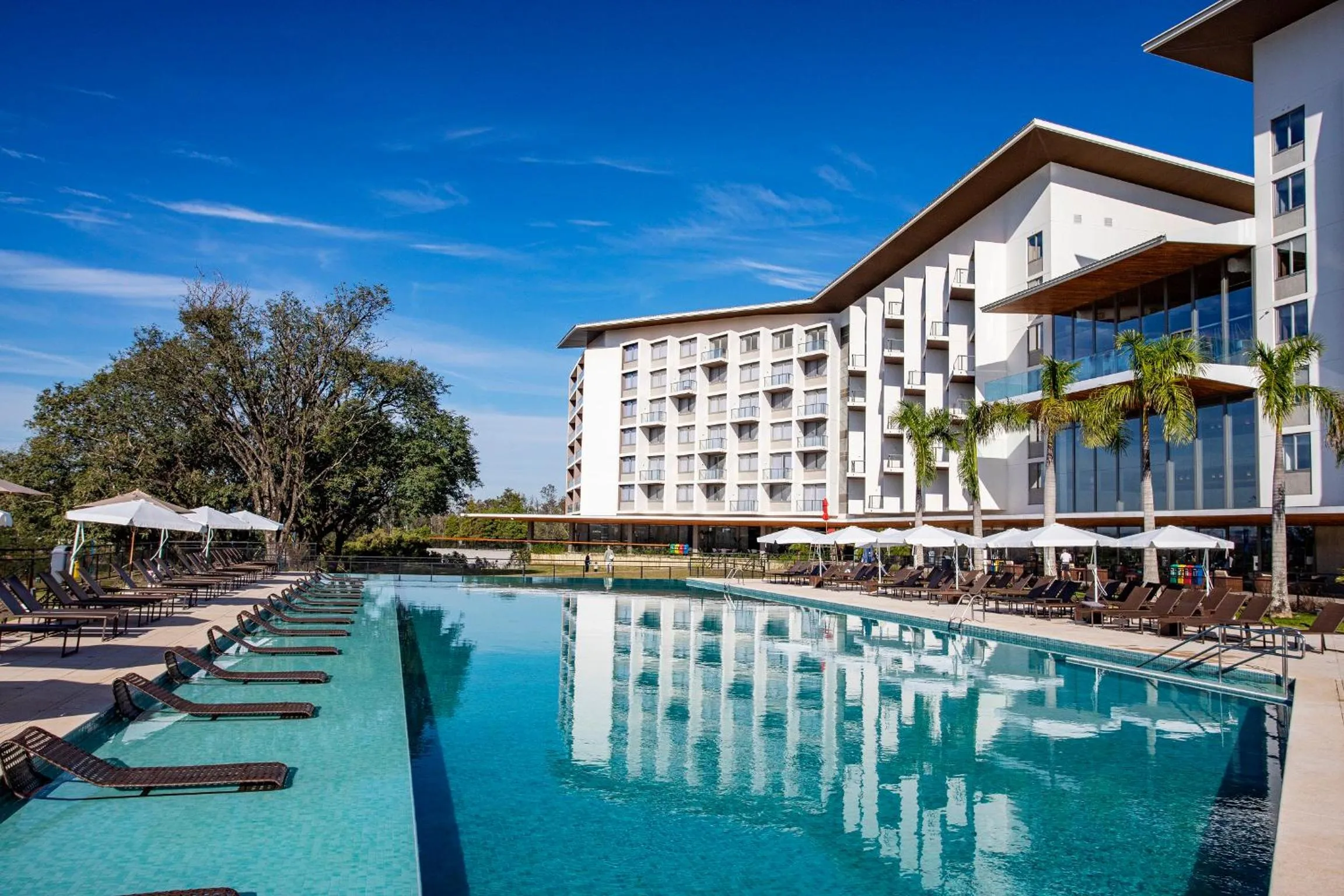 Swimming pool in Novotel Itu Terras de São José Golf & Resort