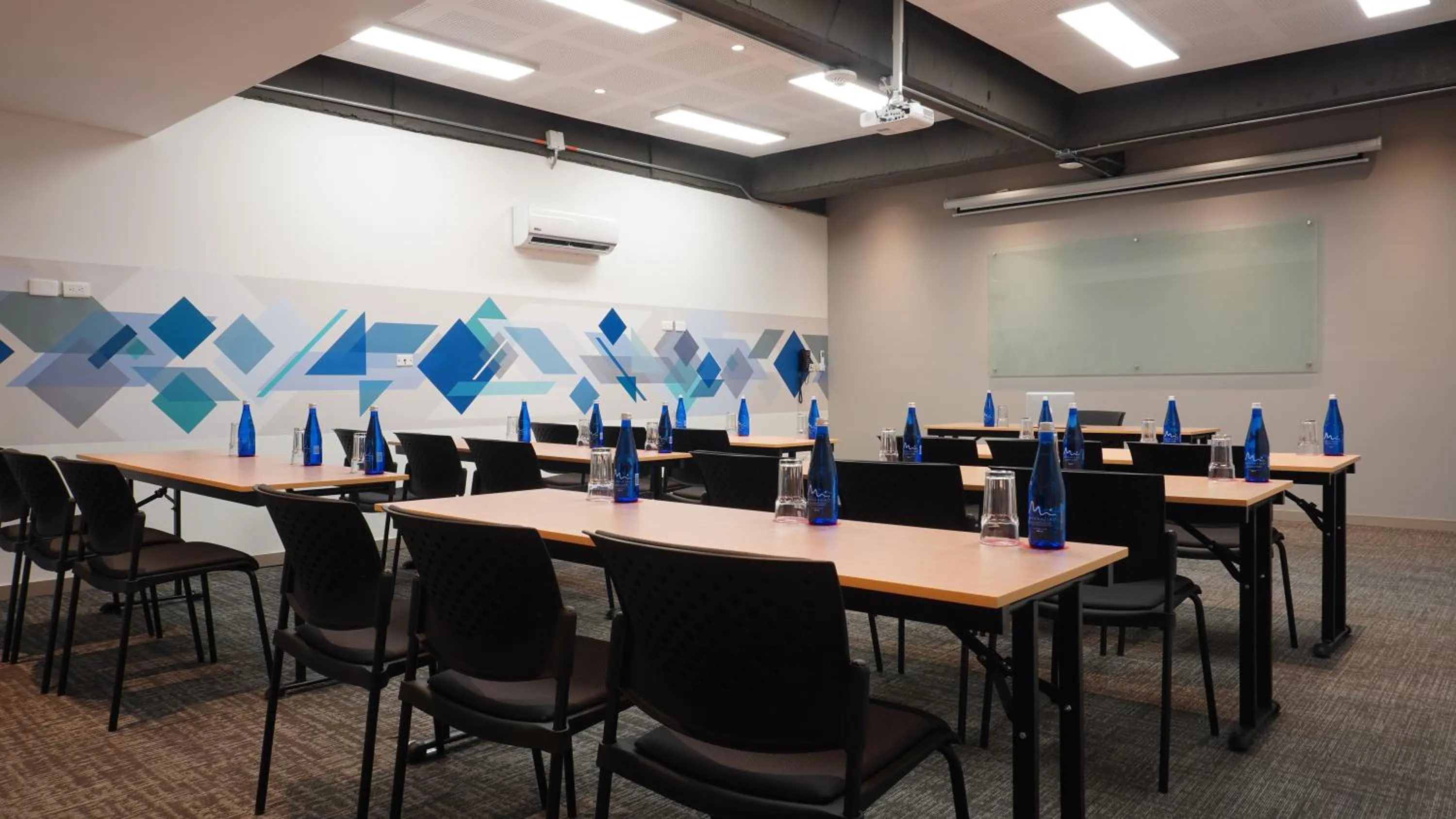 Meeting/conference room in ibis Barranquilla