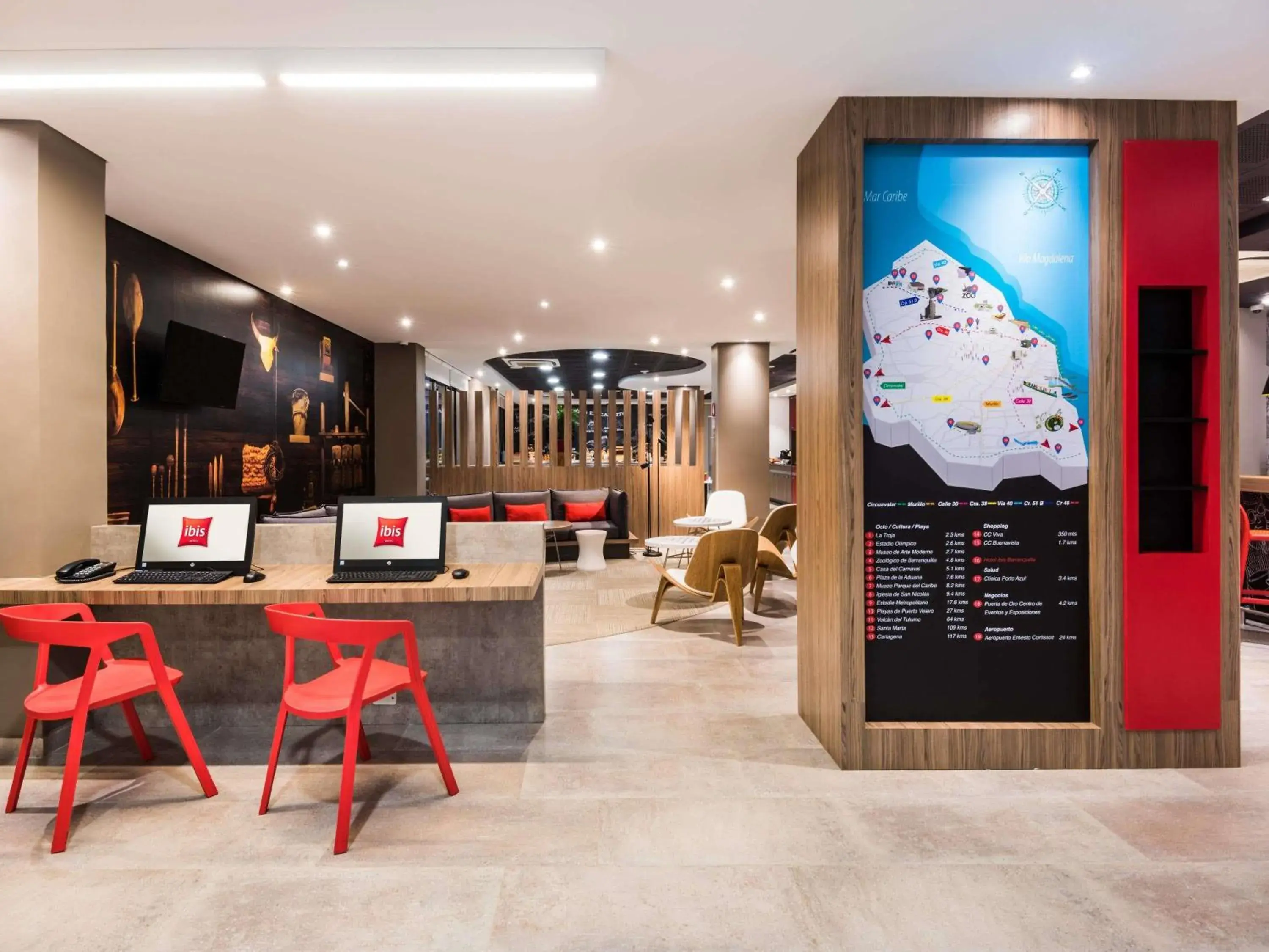 Lounge or bar in ibis Barranquilla Lounge or bar in ibis Barranquilla