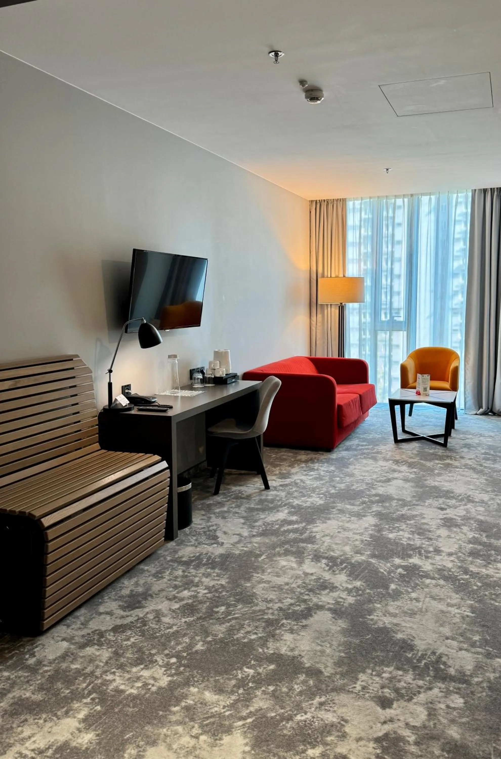 Photo of the whole room in ibis Styles Warszawa City