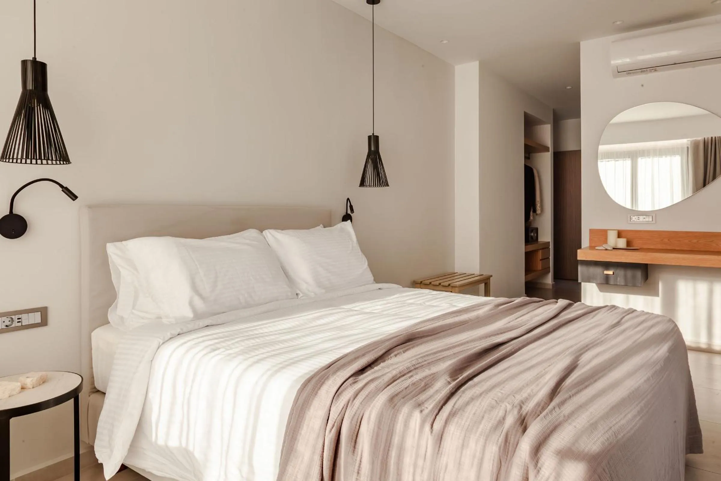 Bedroom in Batis Beach Hotel