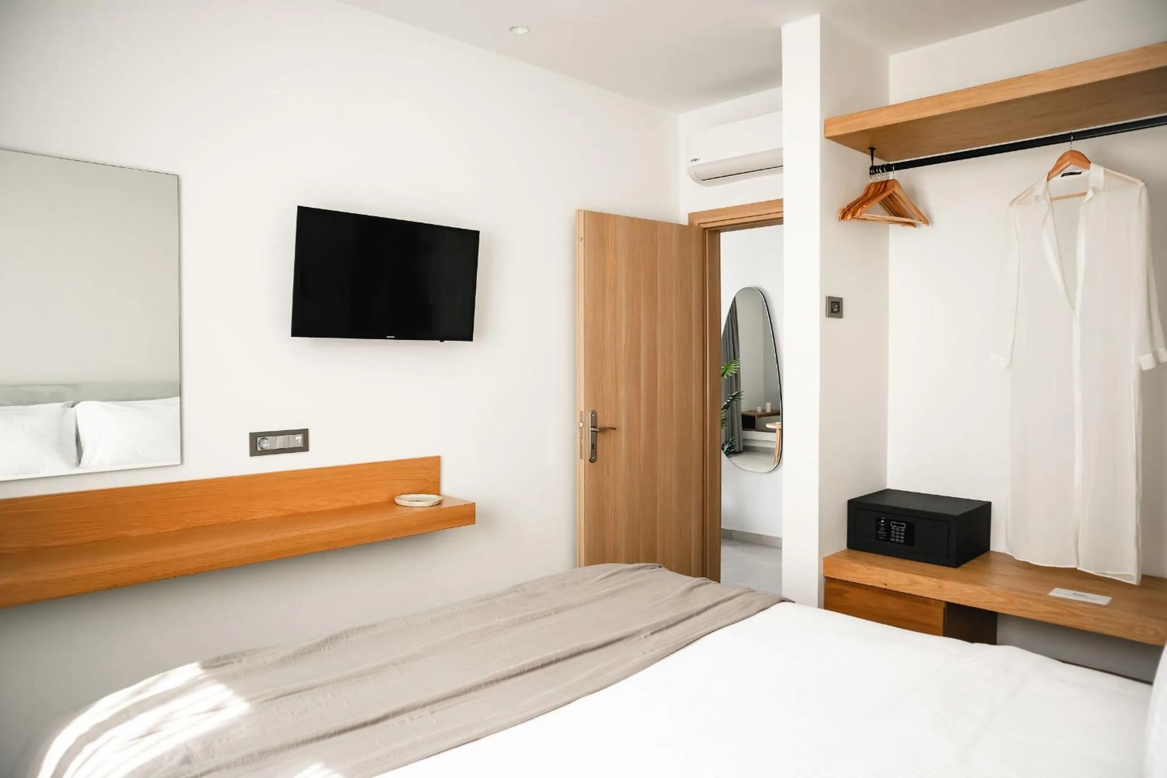 Bedroom in Batis Beach Hotel