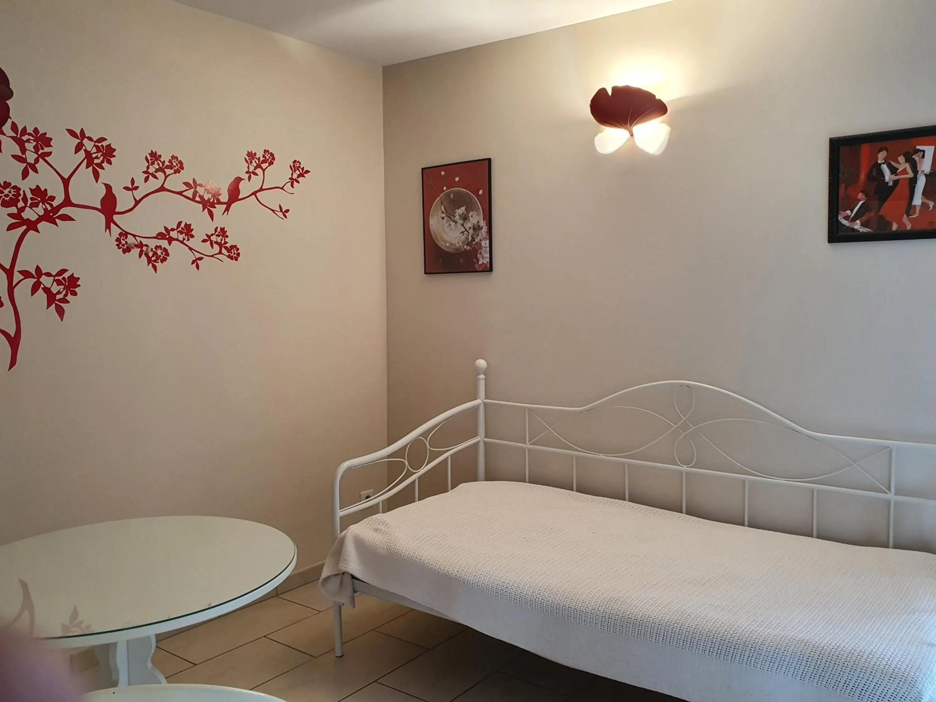 Bedroom, Bed in Chambres du logis De La Mare Du Parc