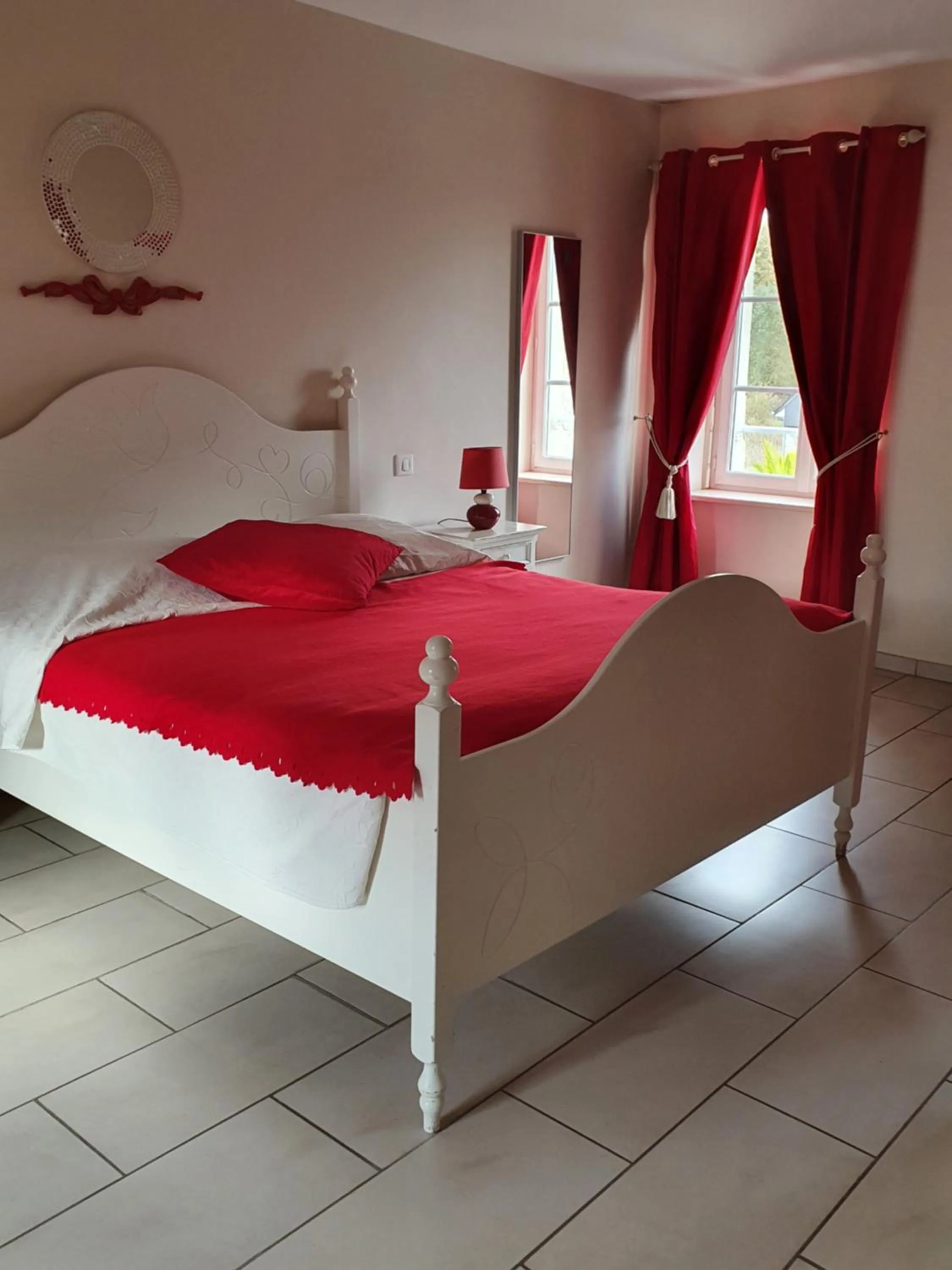 Bed in Chambres du logis De La Mare Du Parc