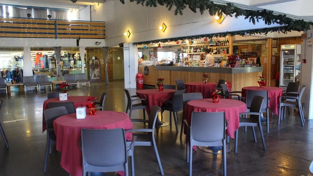 Lounge or bar in TH 1400 Hotel