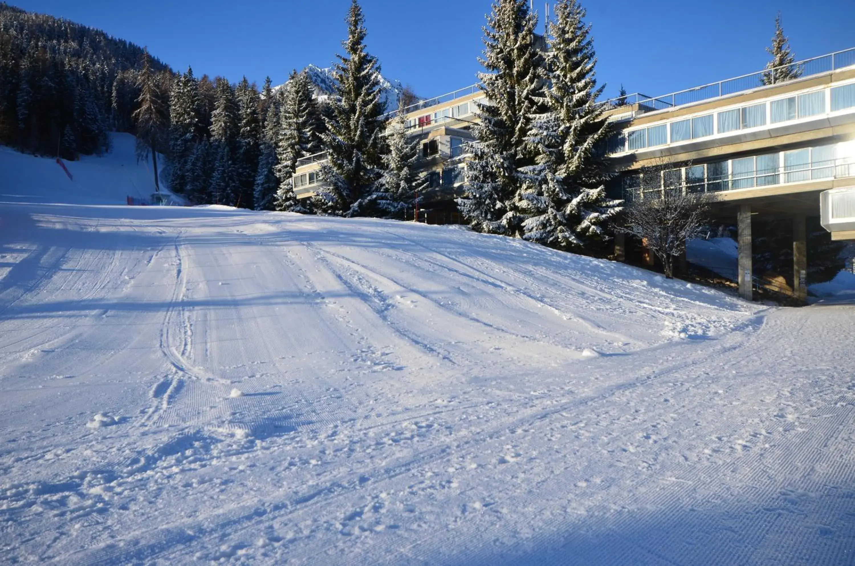 Property building in TH 1400 Hotel Property building in TH 1400 Hotel