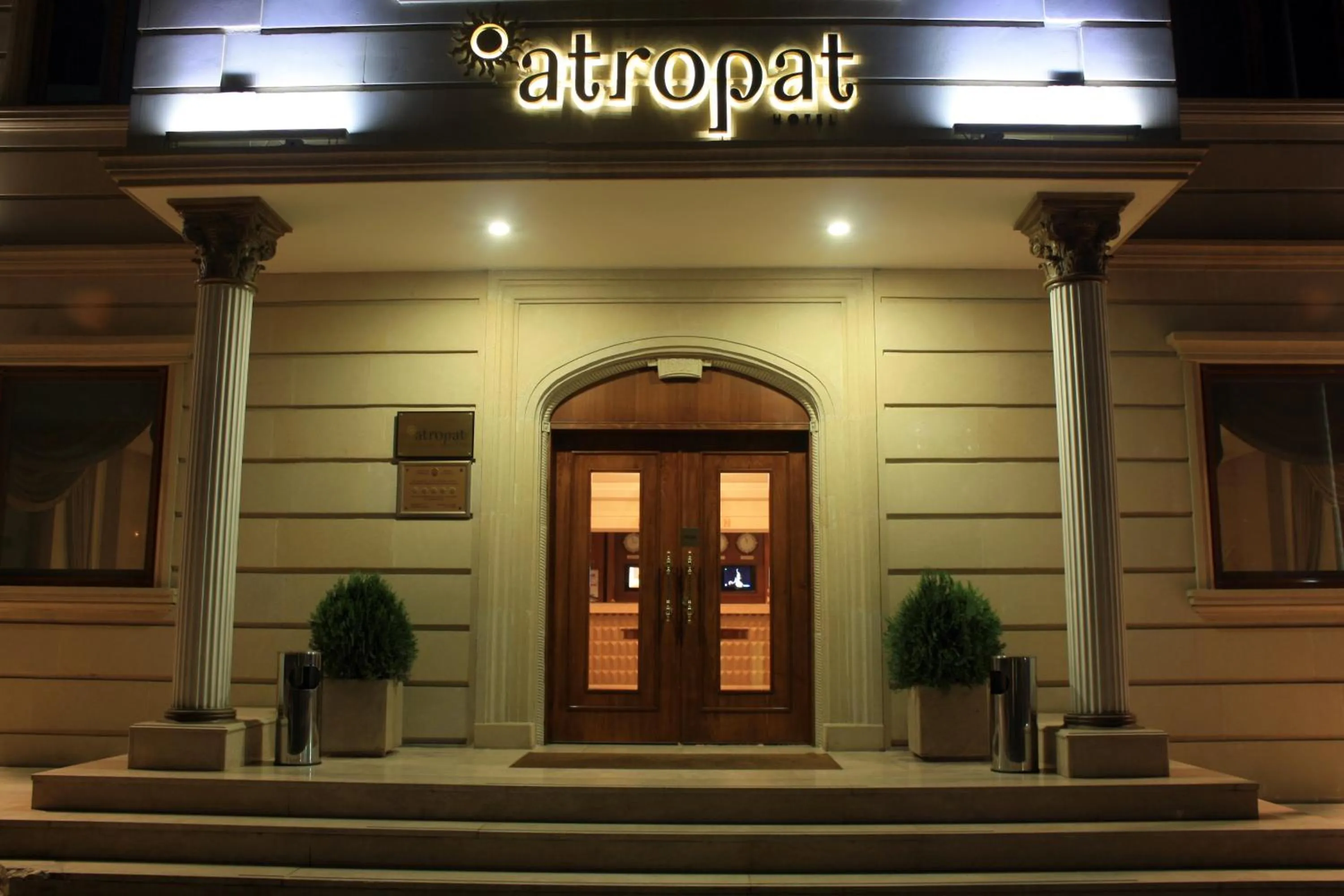 Atropat Old City Hotel