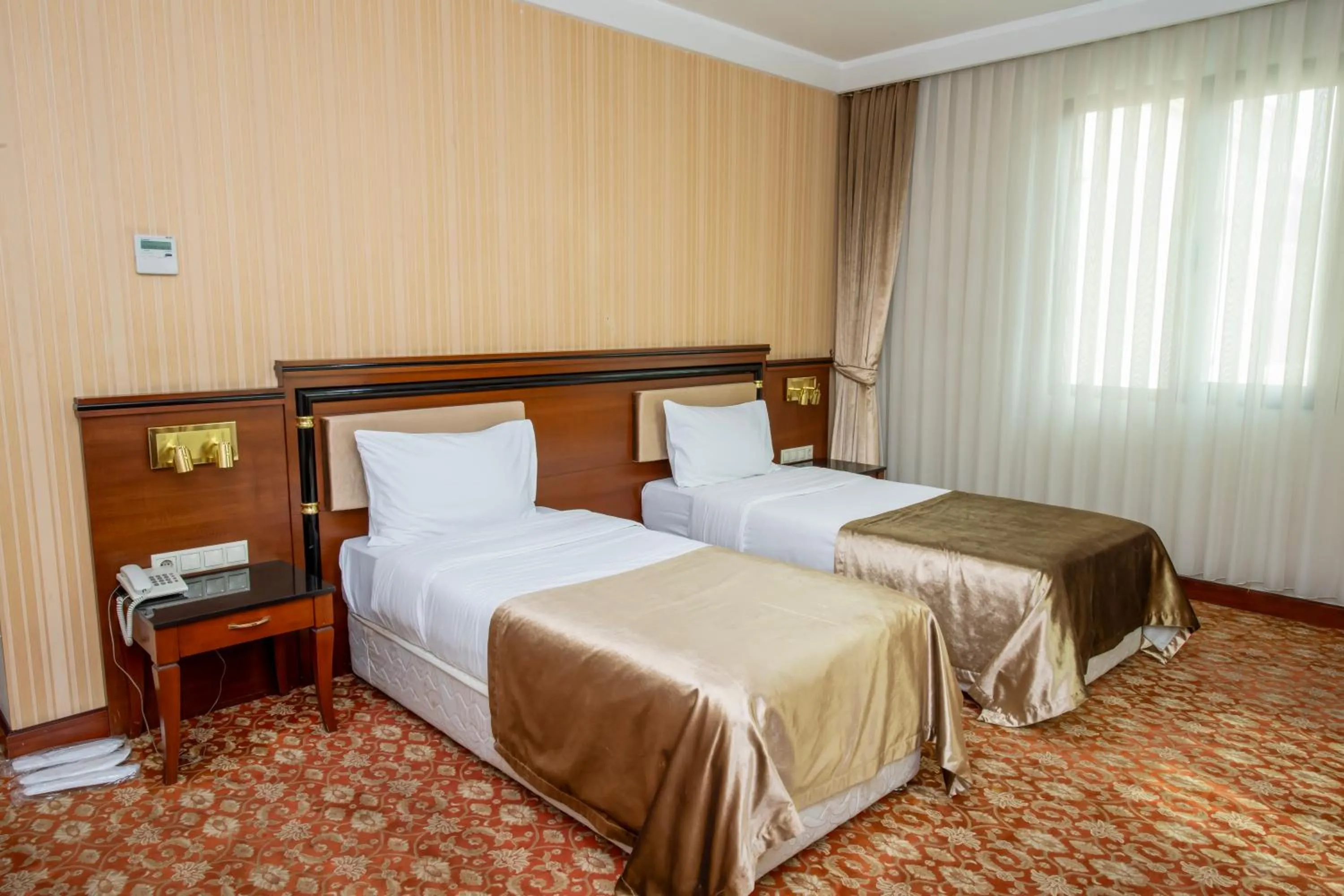 Bed in Atropat Old City Hotel