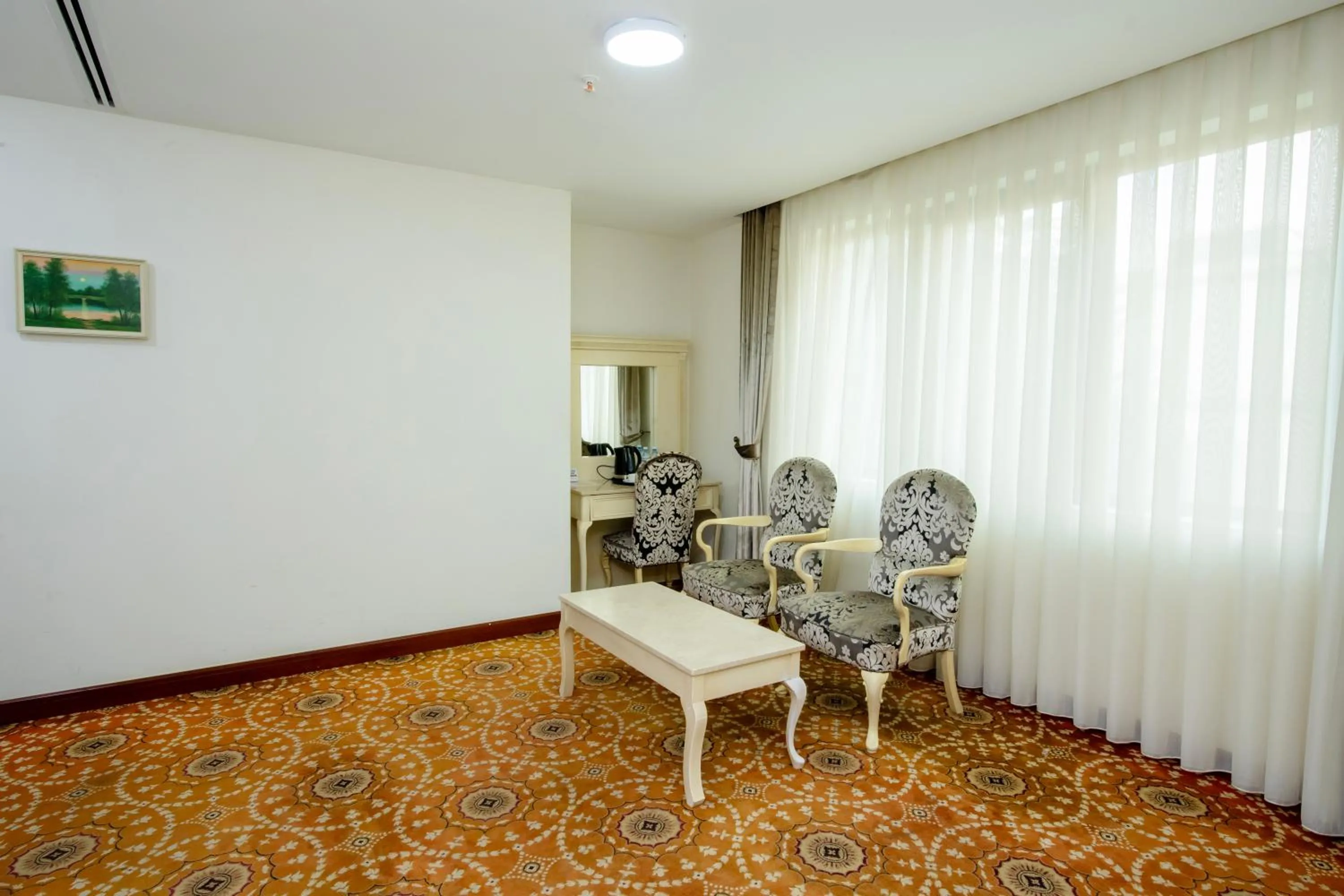 Living room in Atropat Old City Hotel